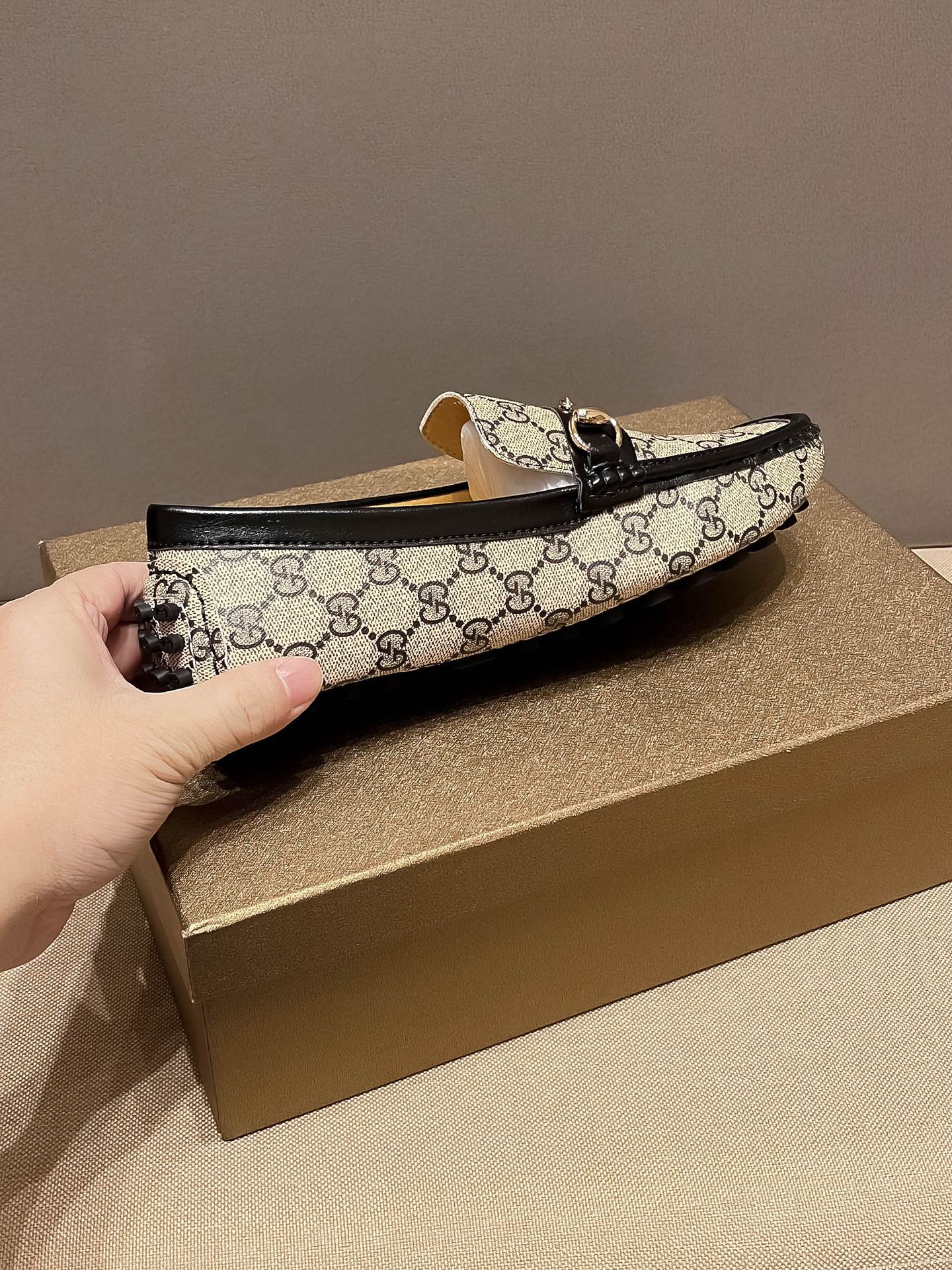 Gucci shoes