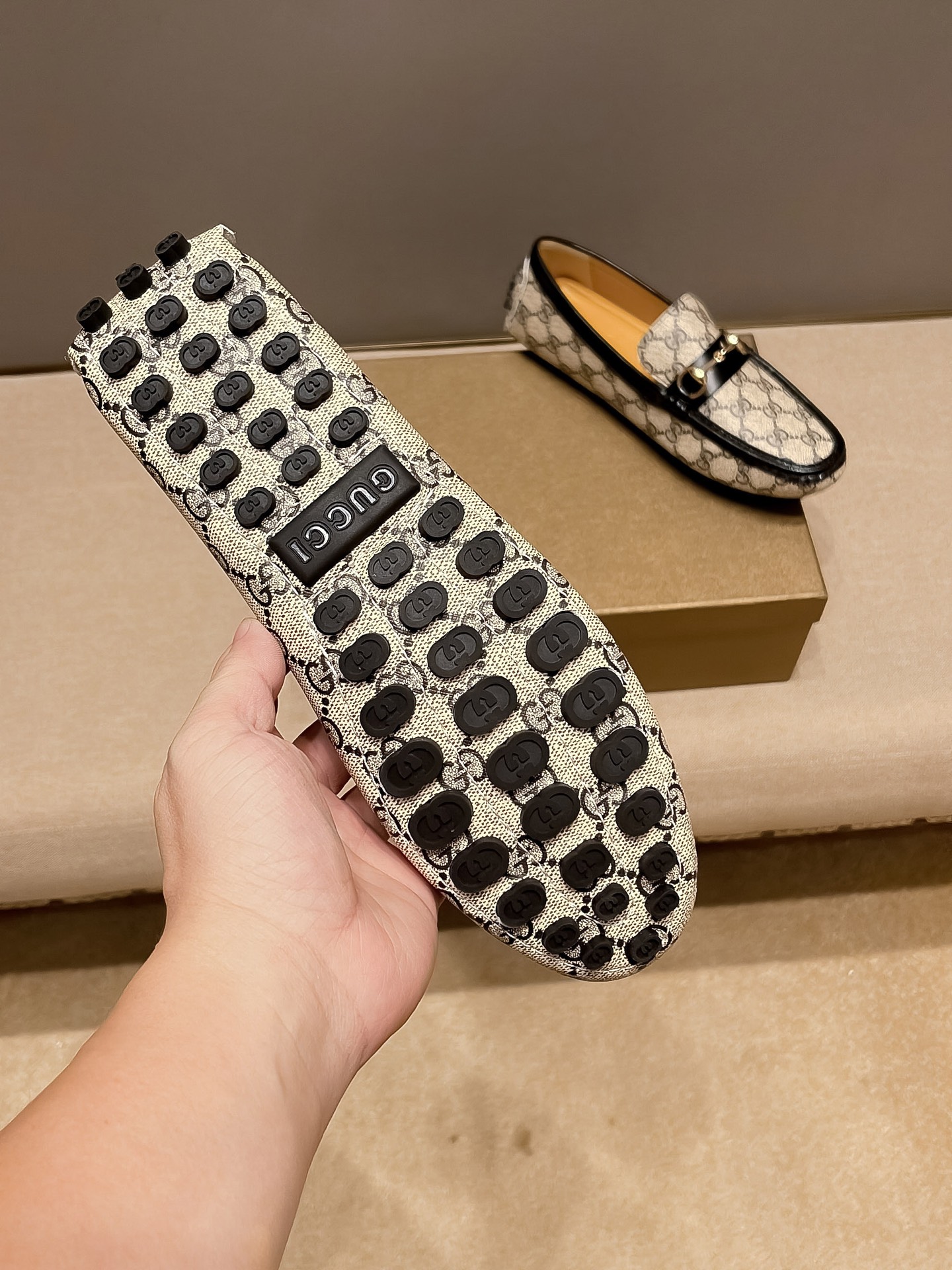 Gucci shoes