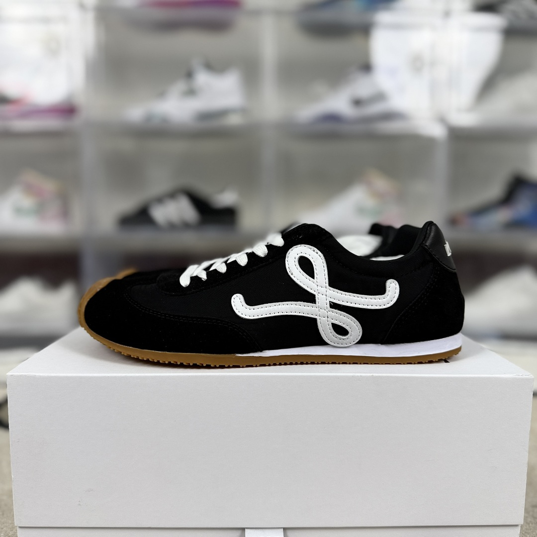 Loewe shoes