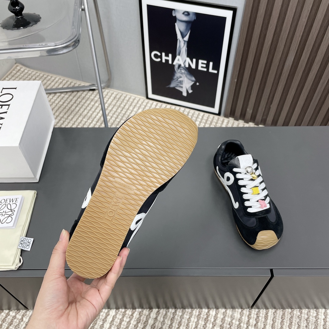 Loewe shoes