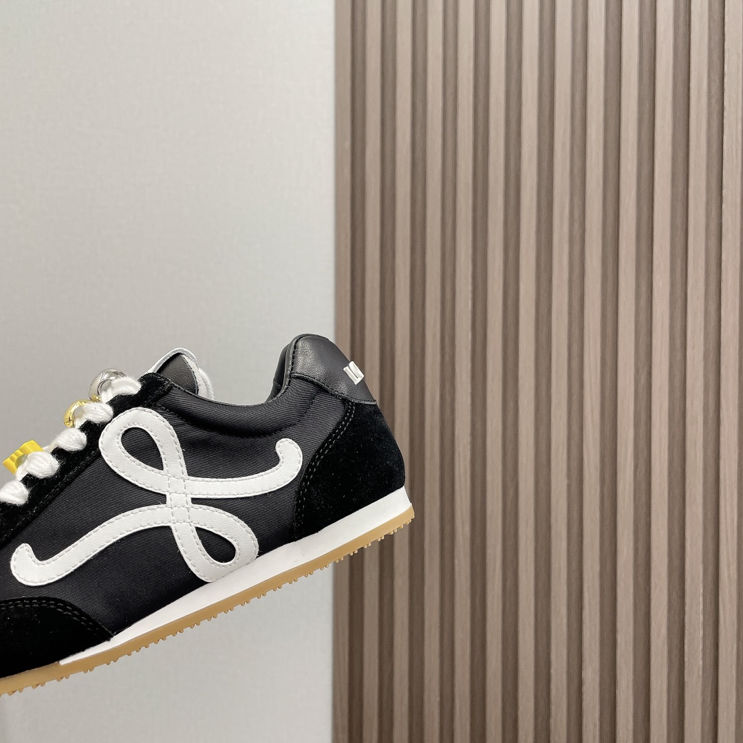 Loewe shoes