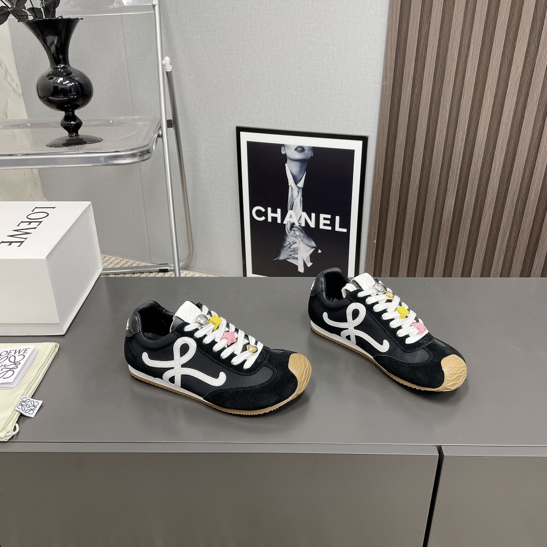 Loewe shoes