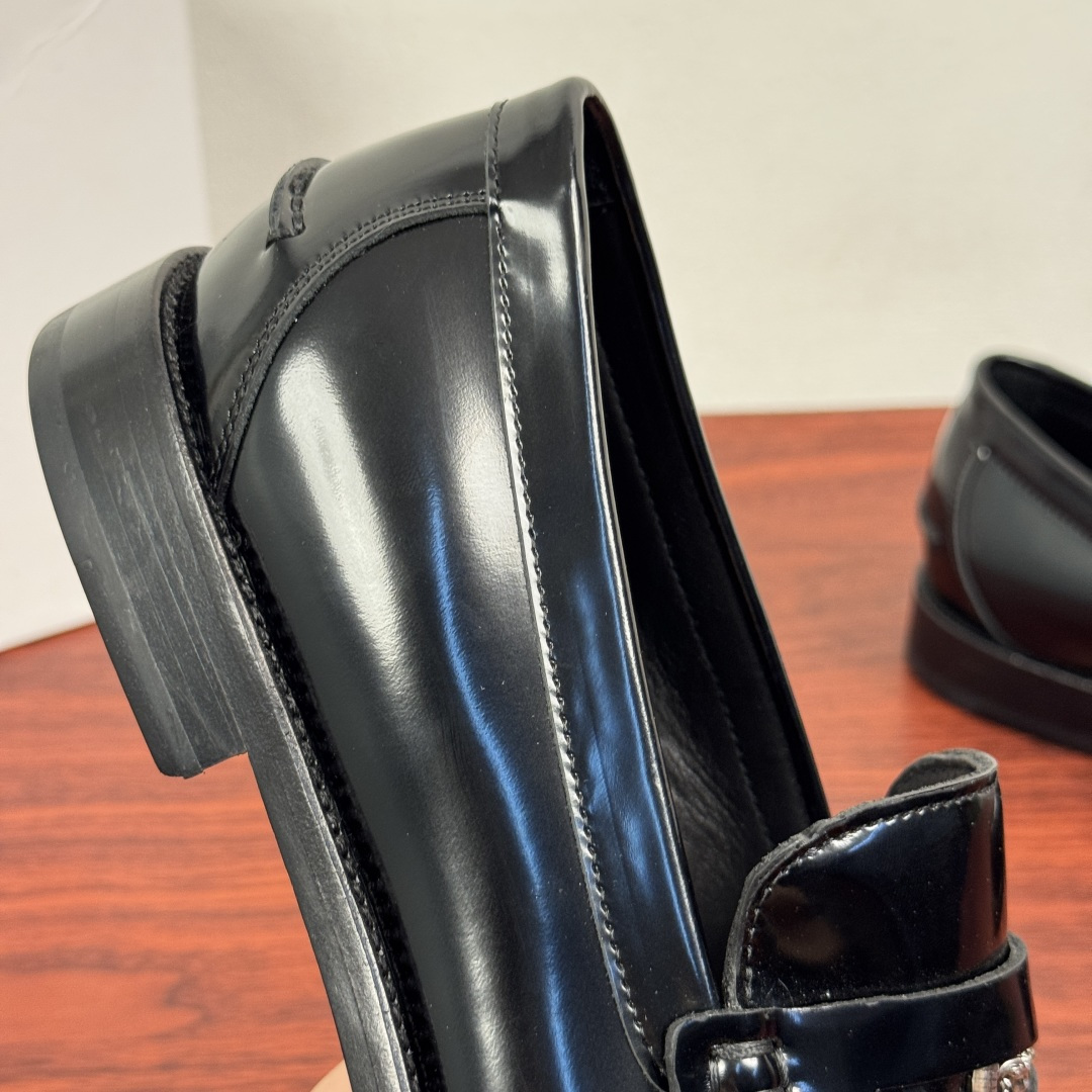 Versace shoes