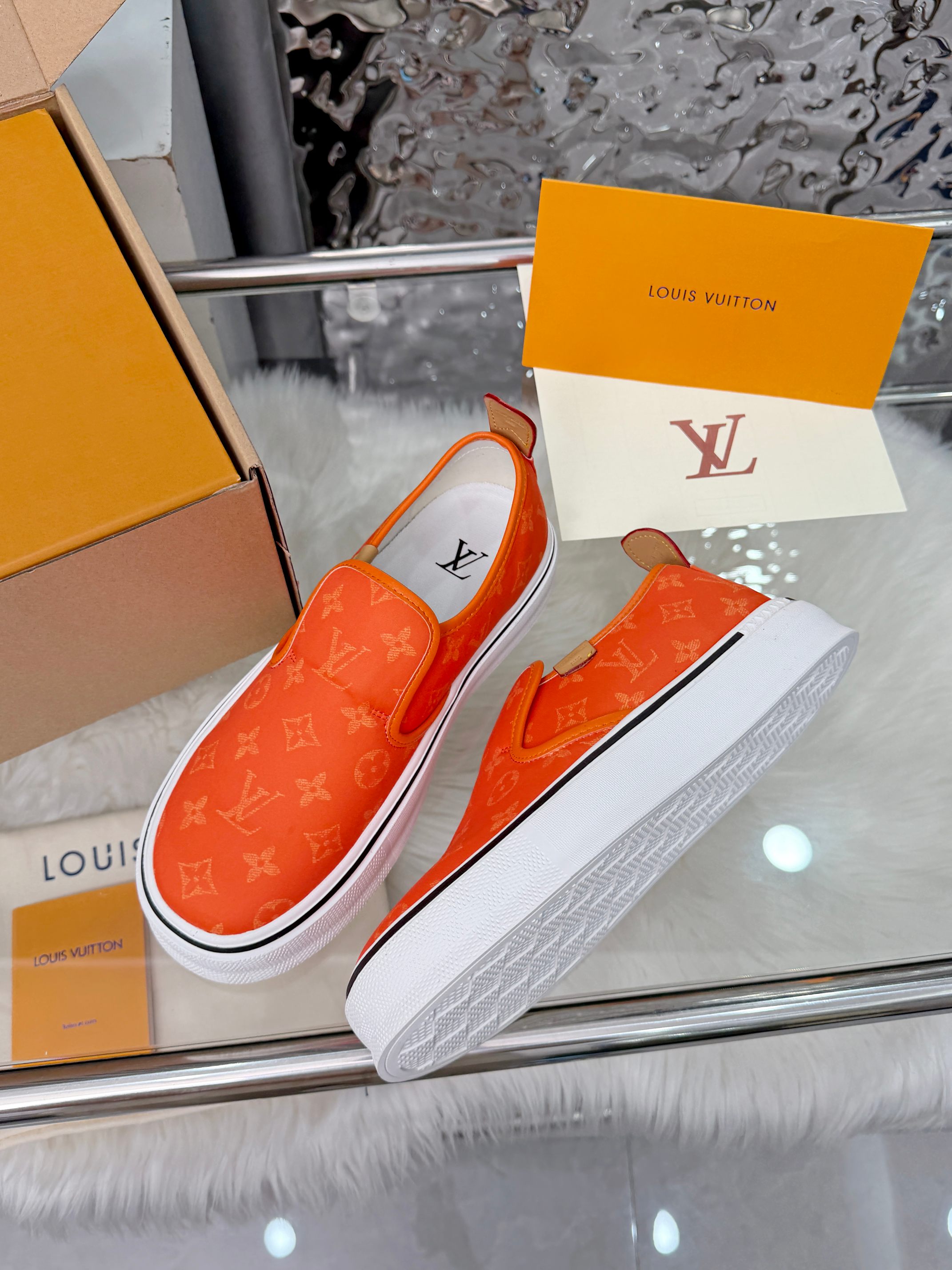 LV