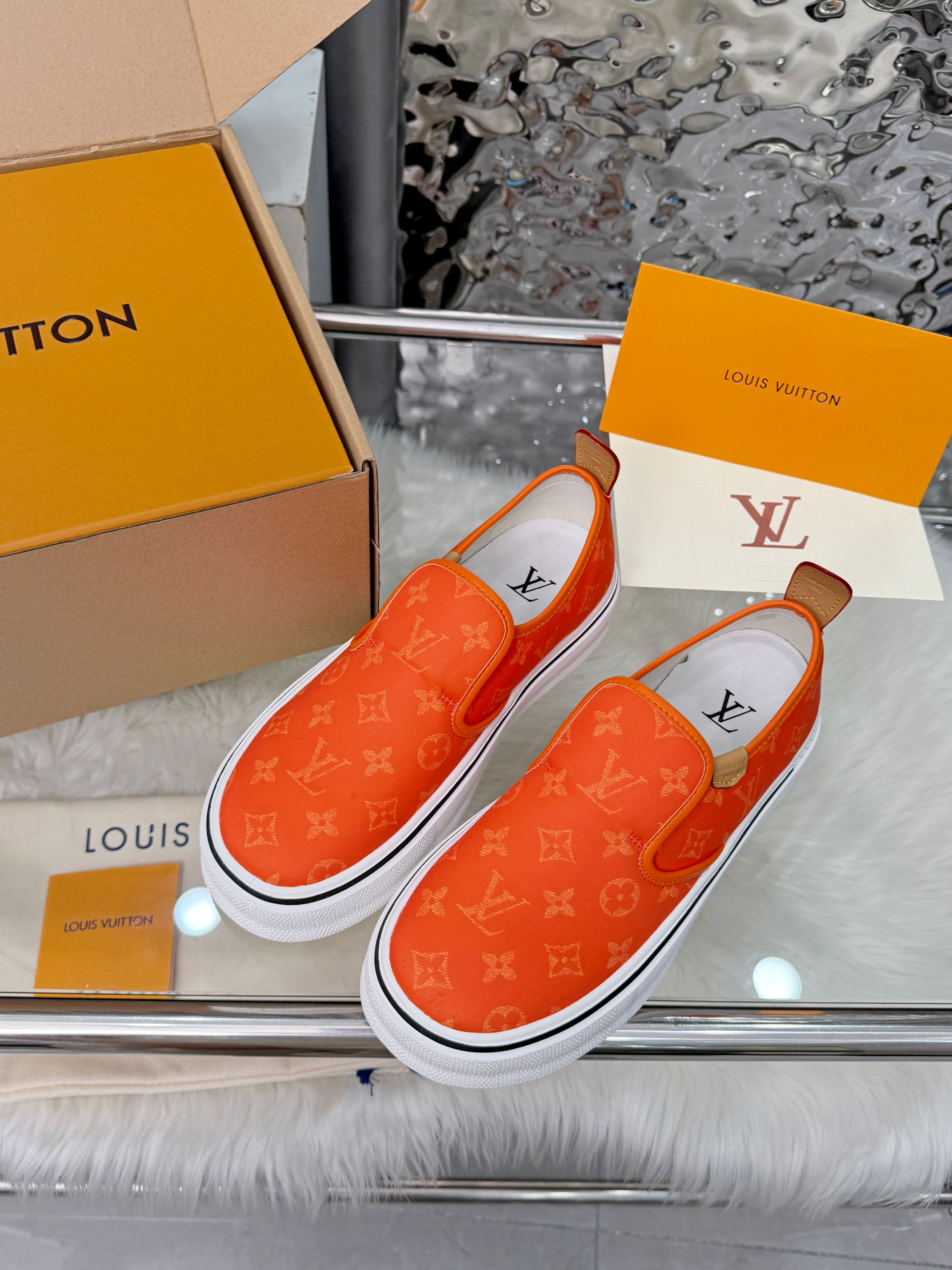 LV