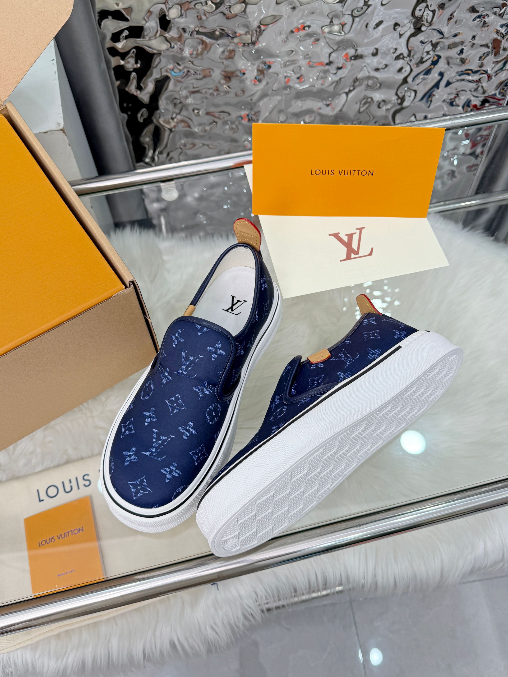 LV