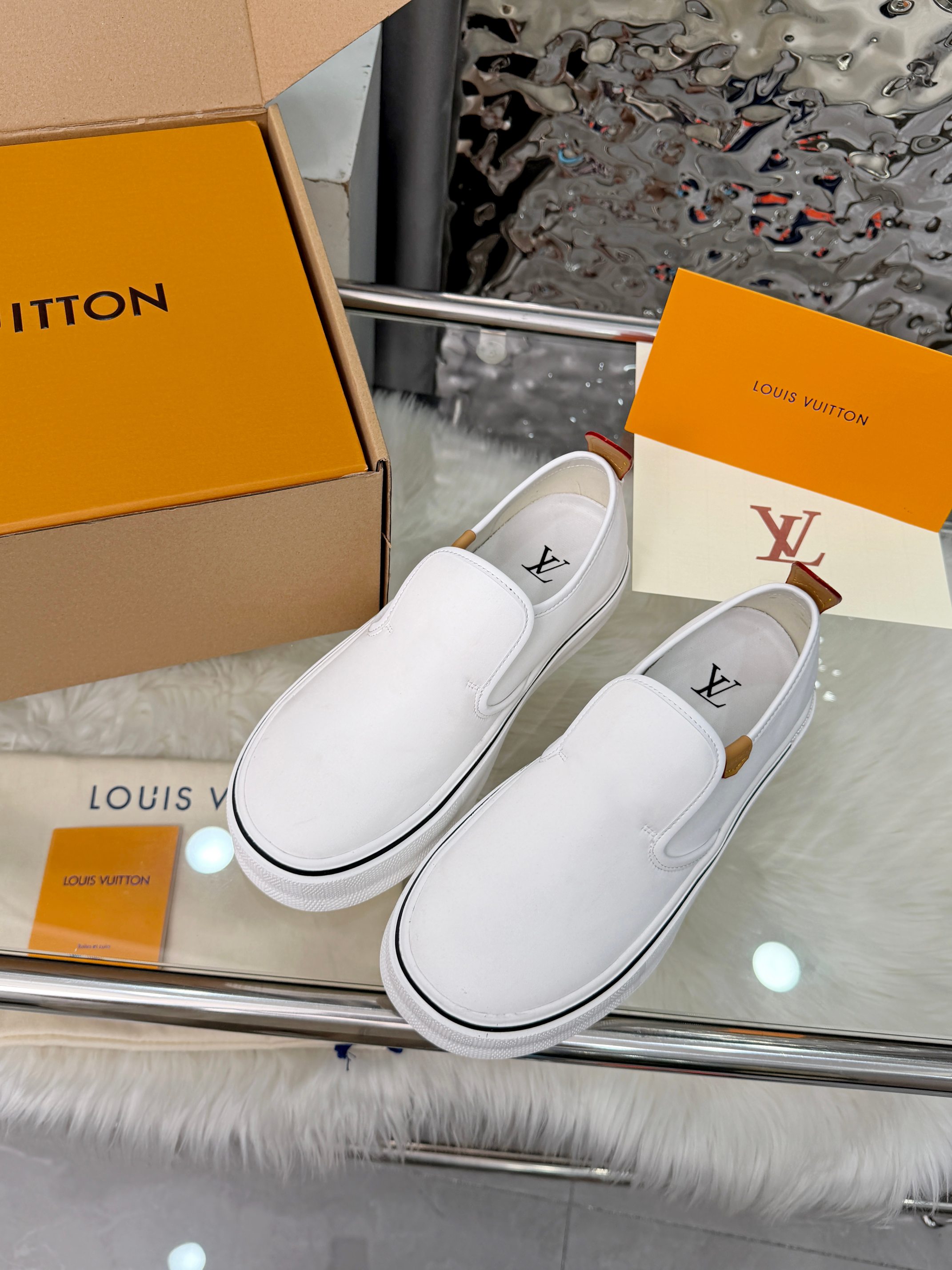 LV