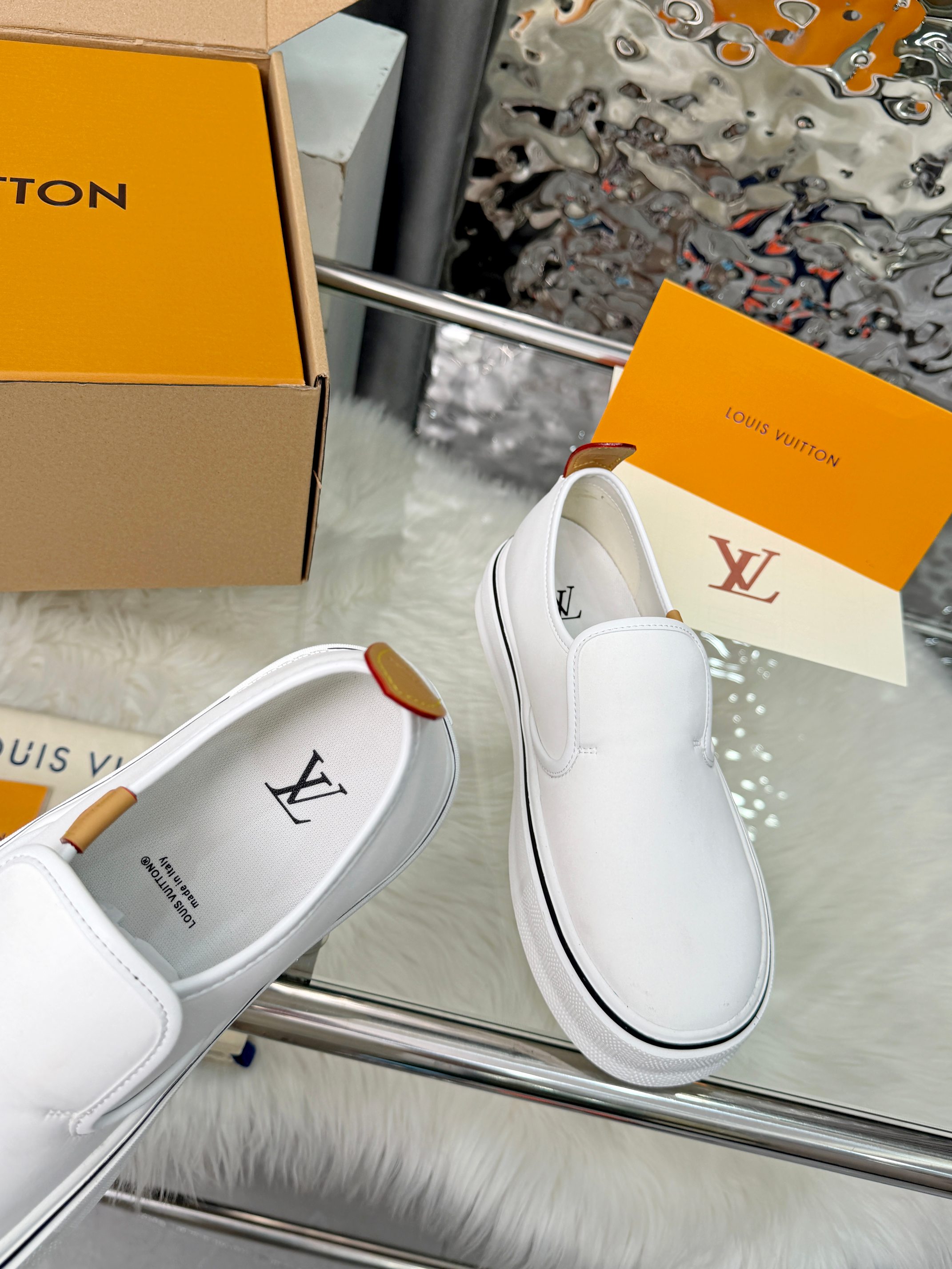 LV