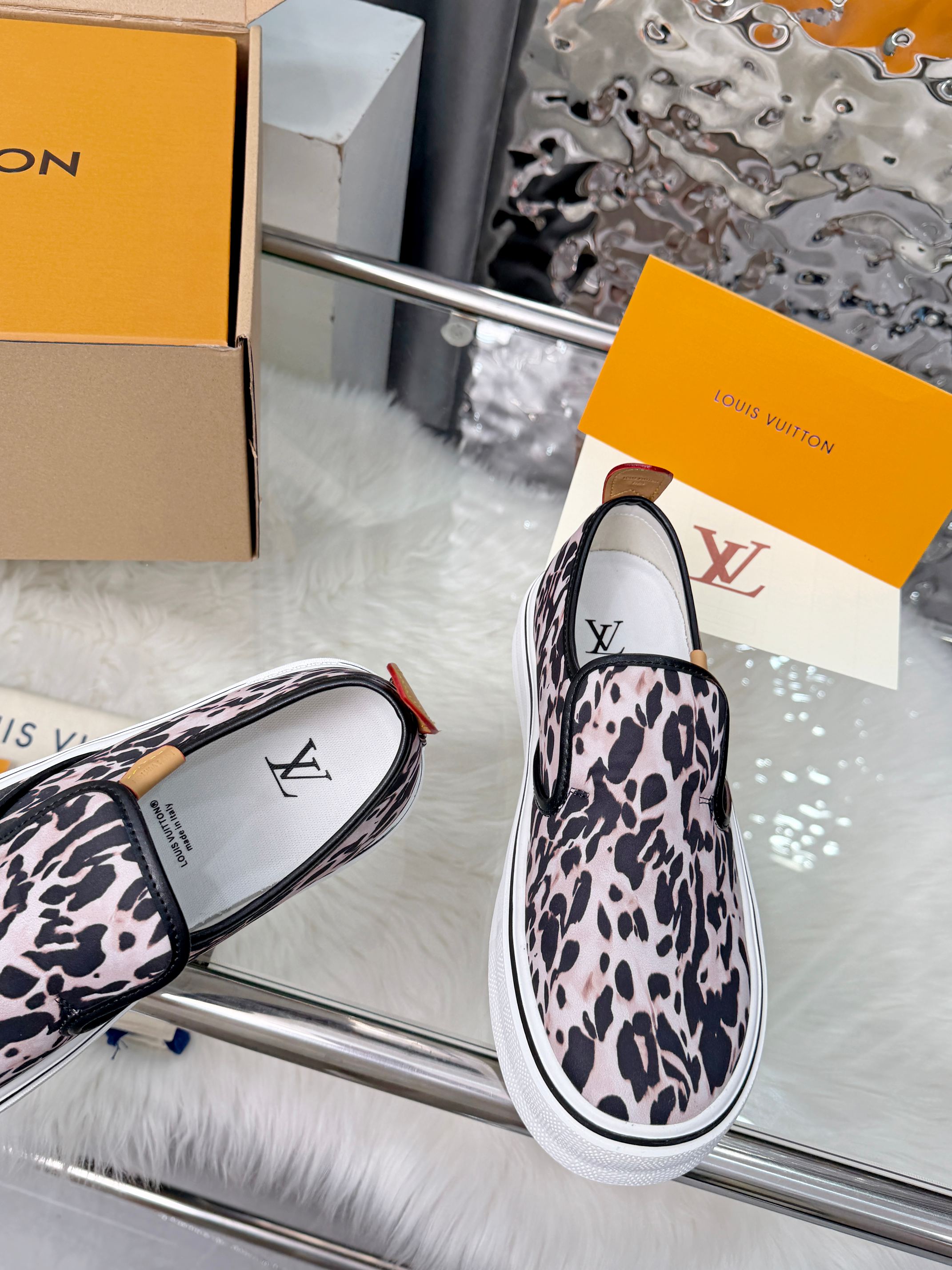 LV