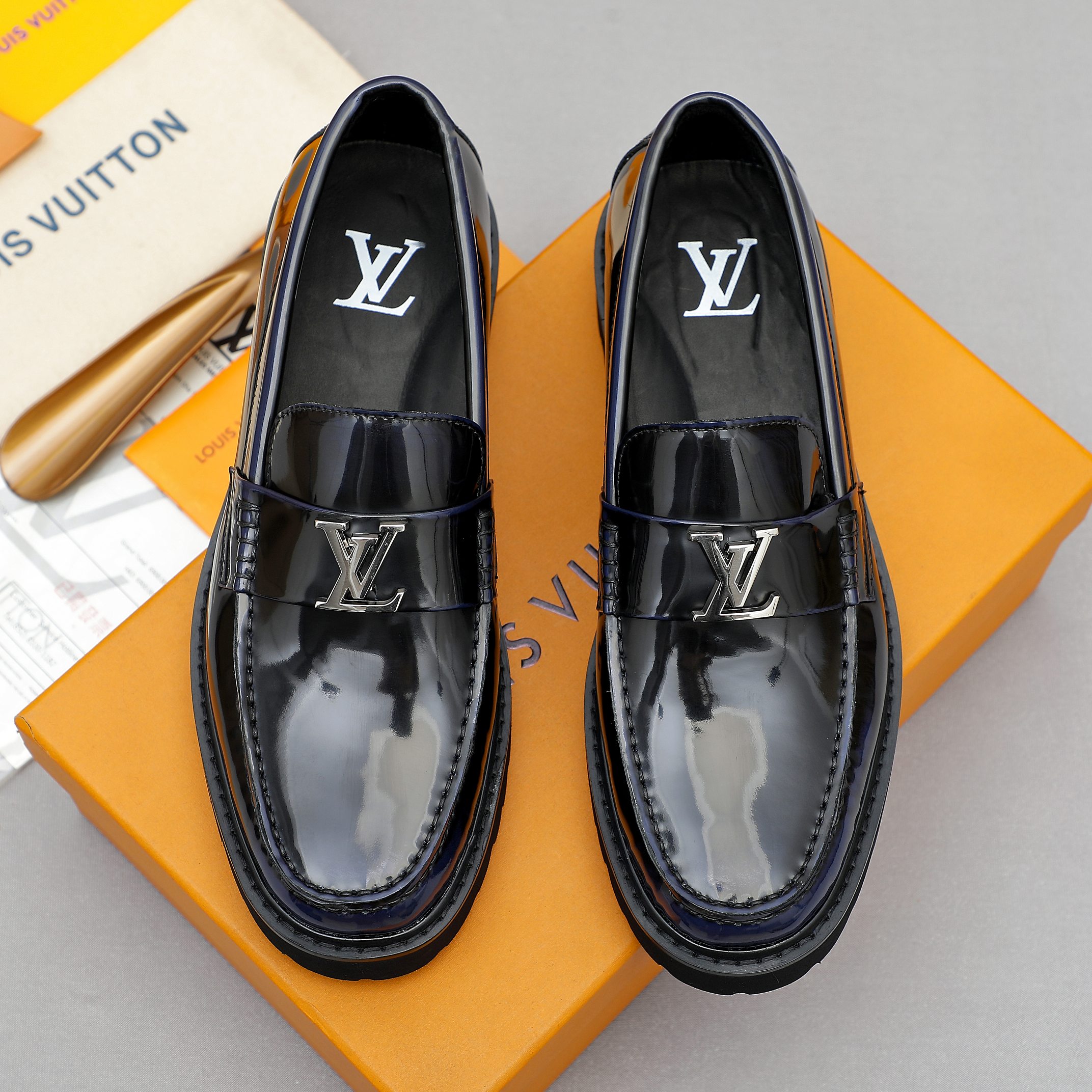 LV