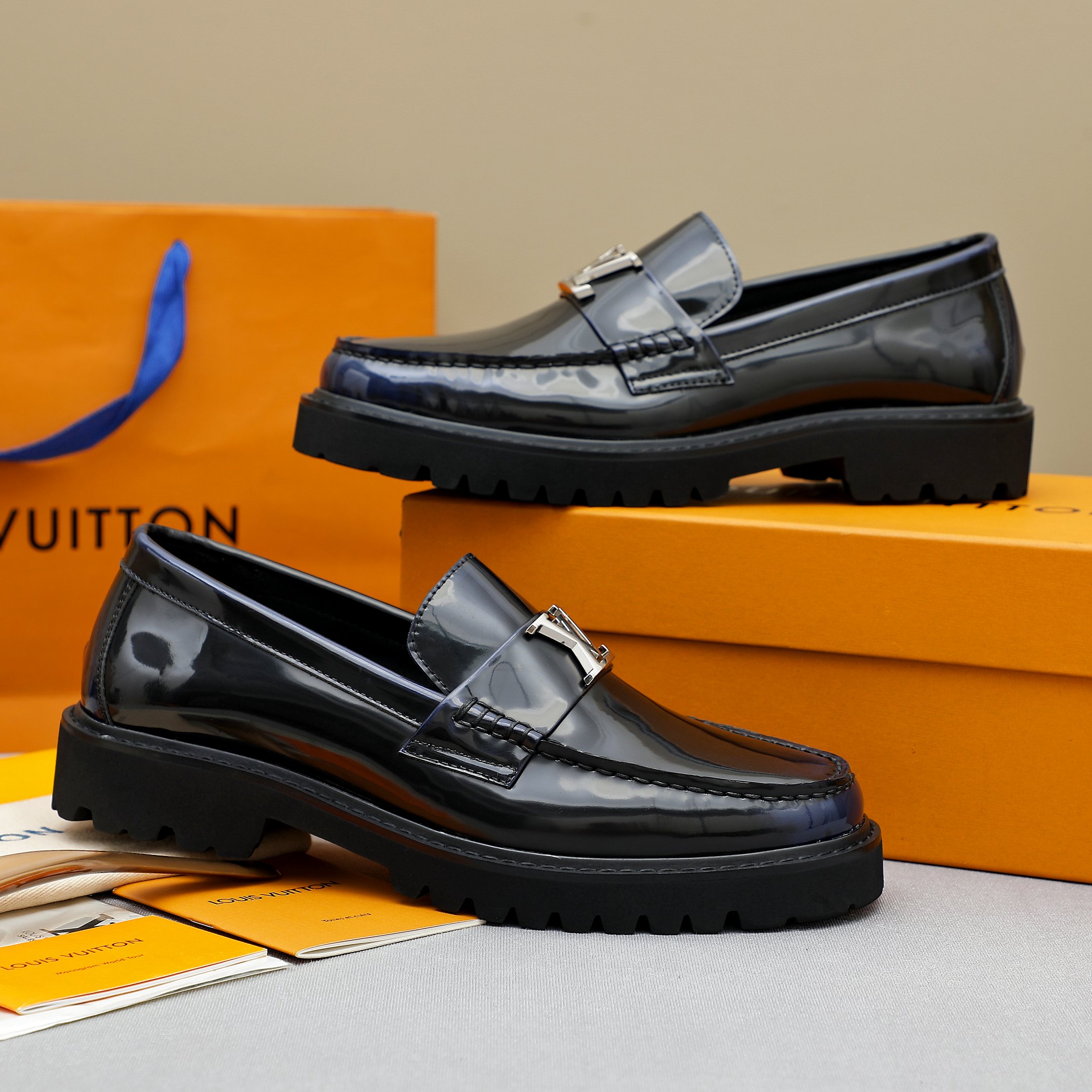 LV