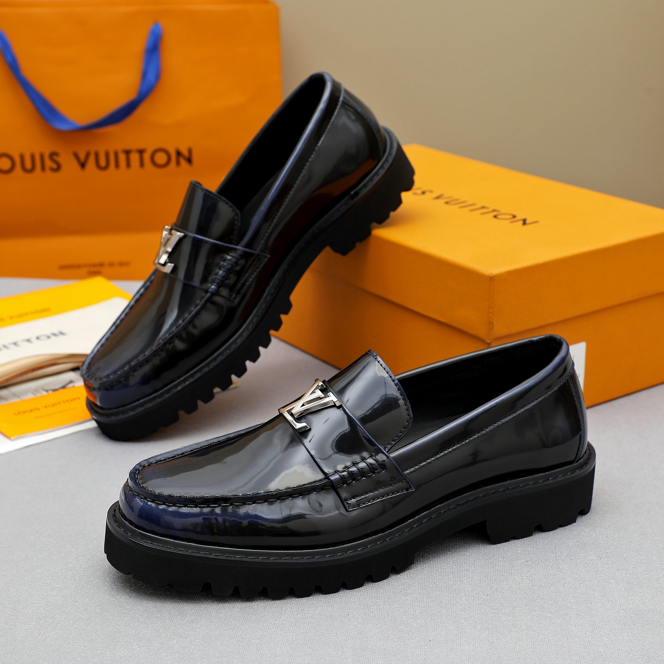 LV