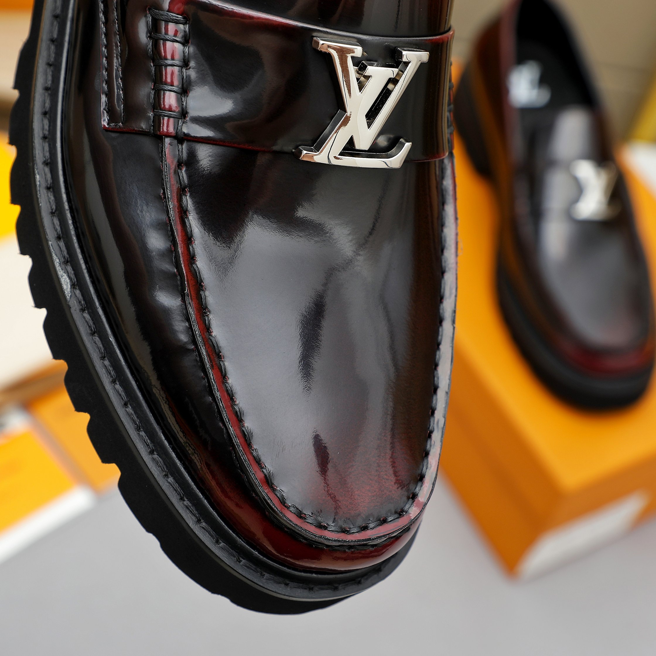 LV