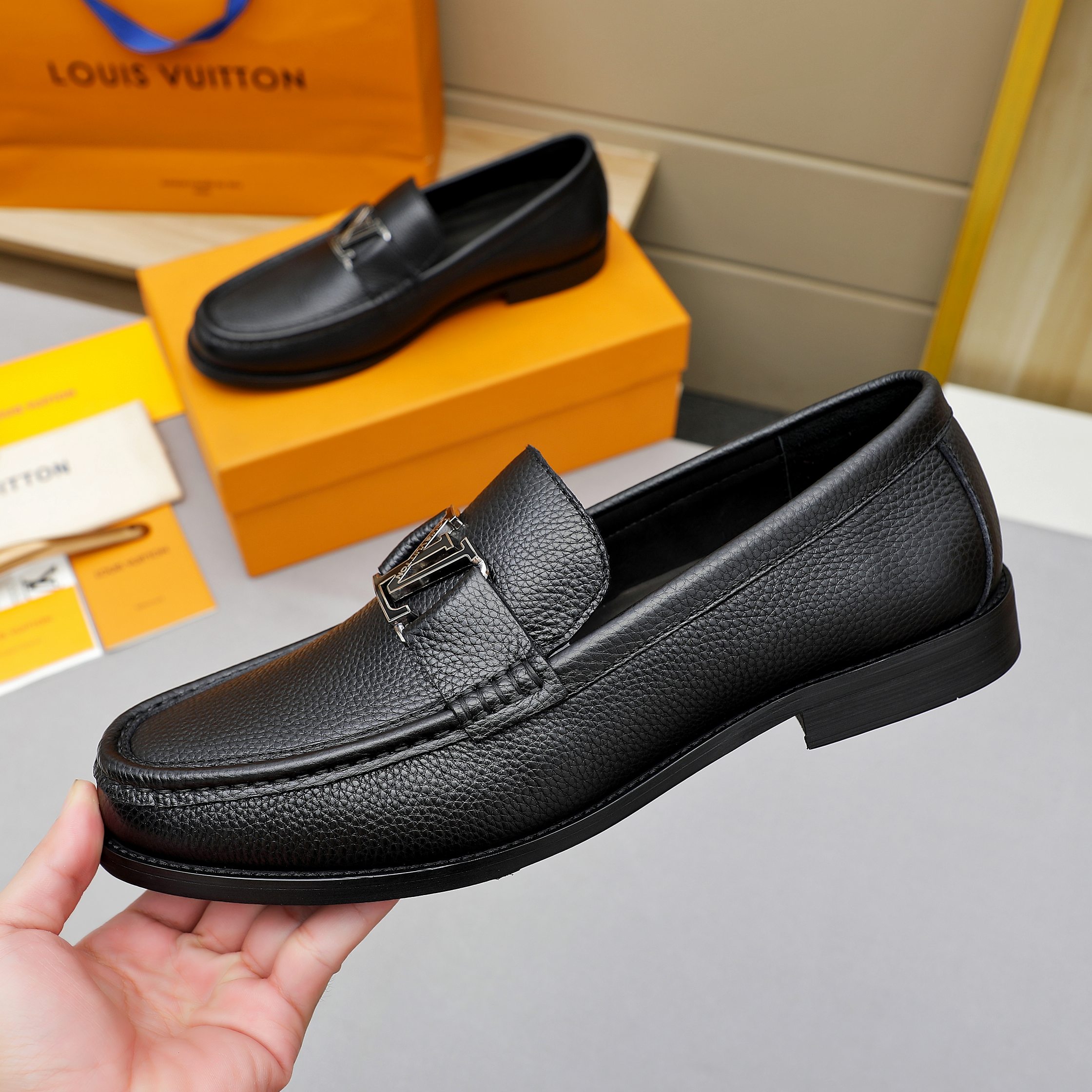 LV