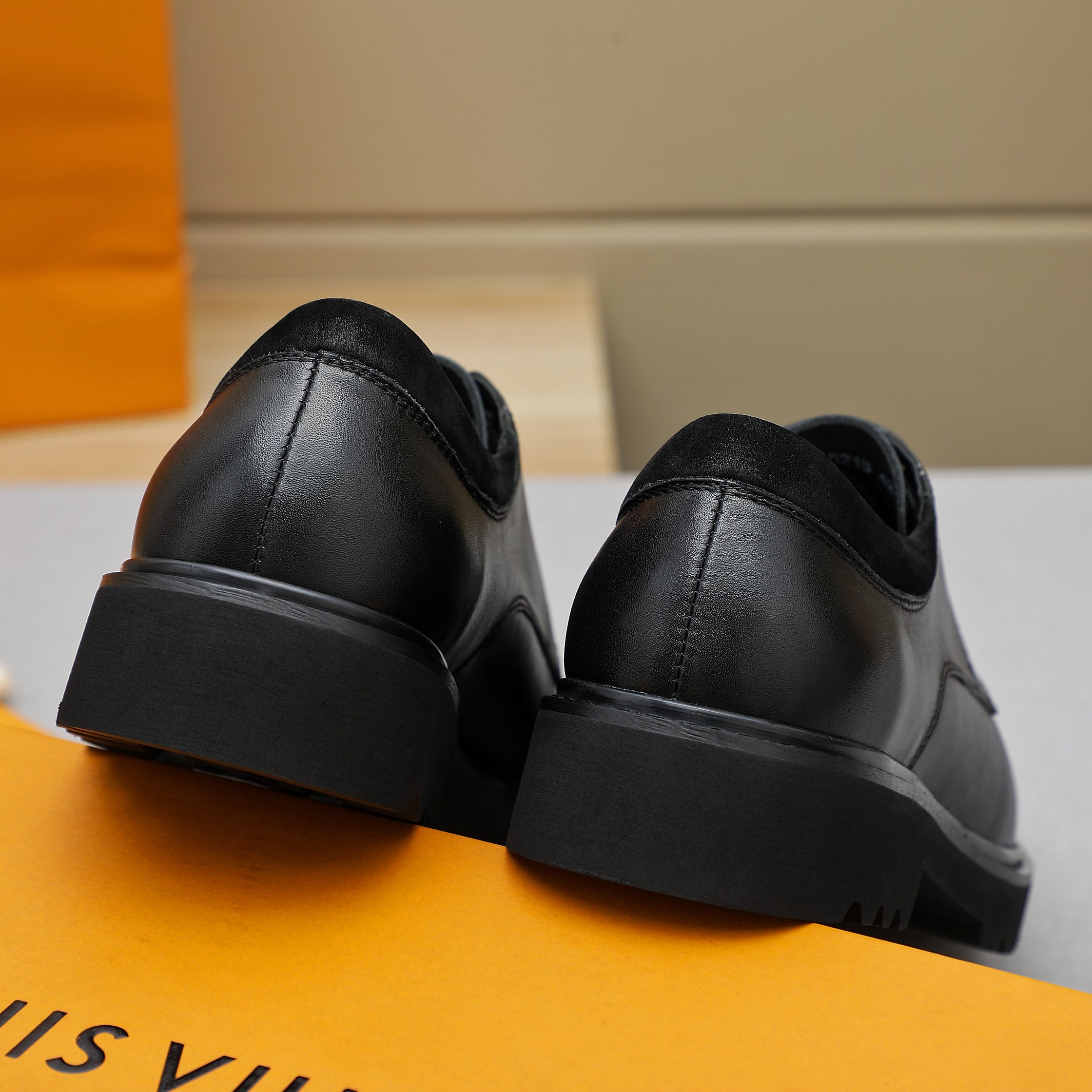 LV