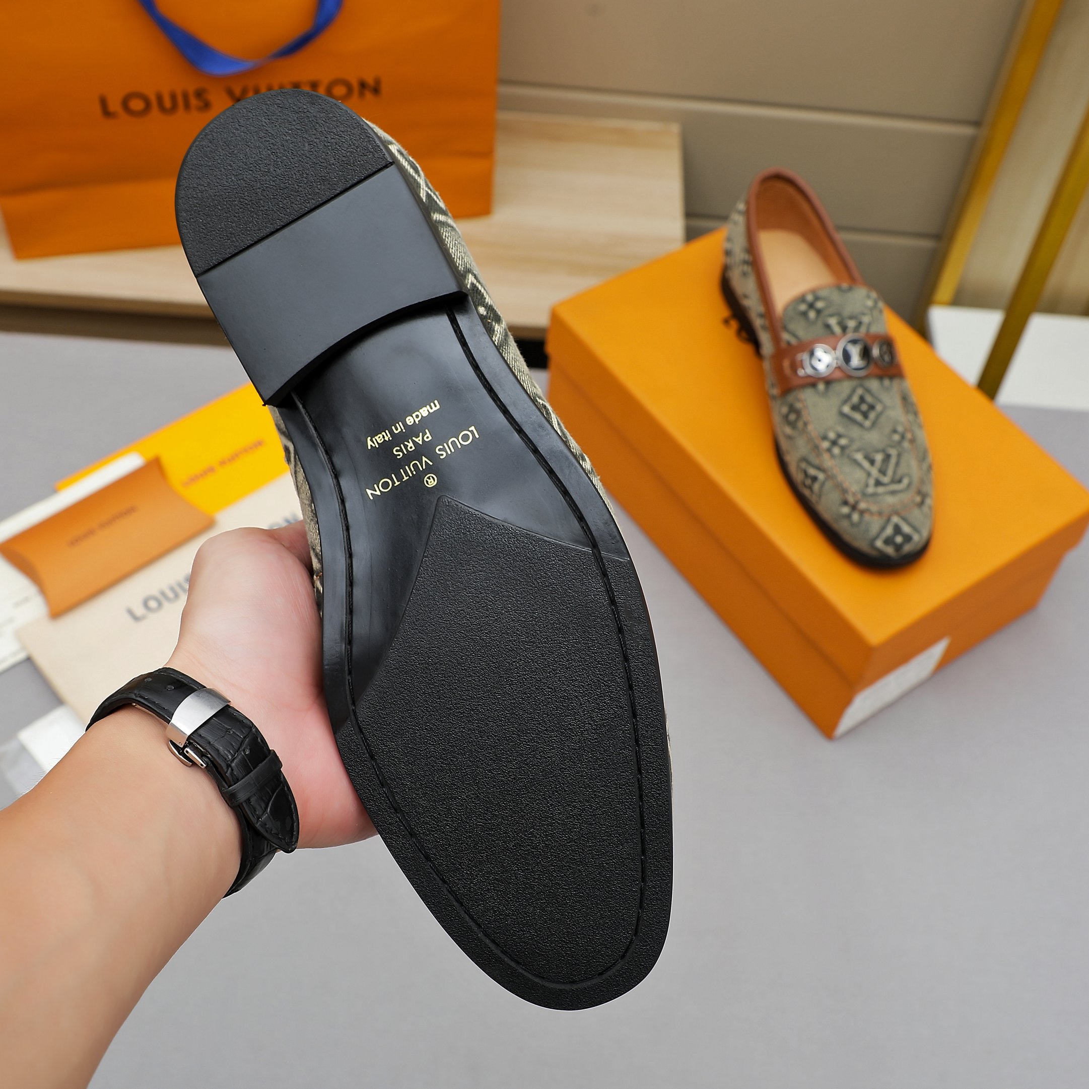 LV