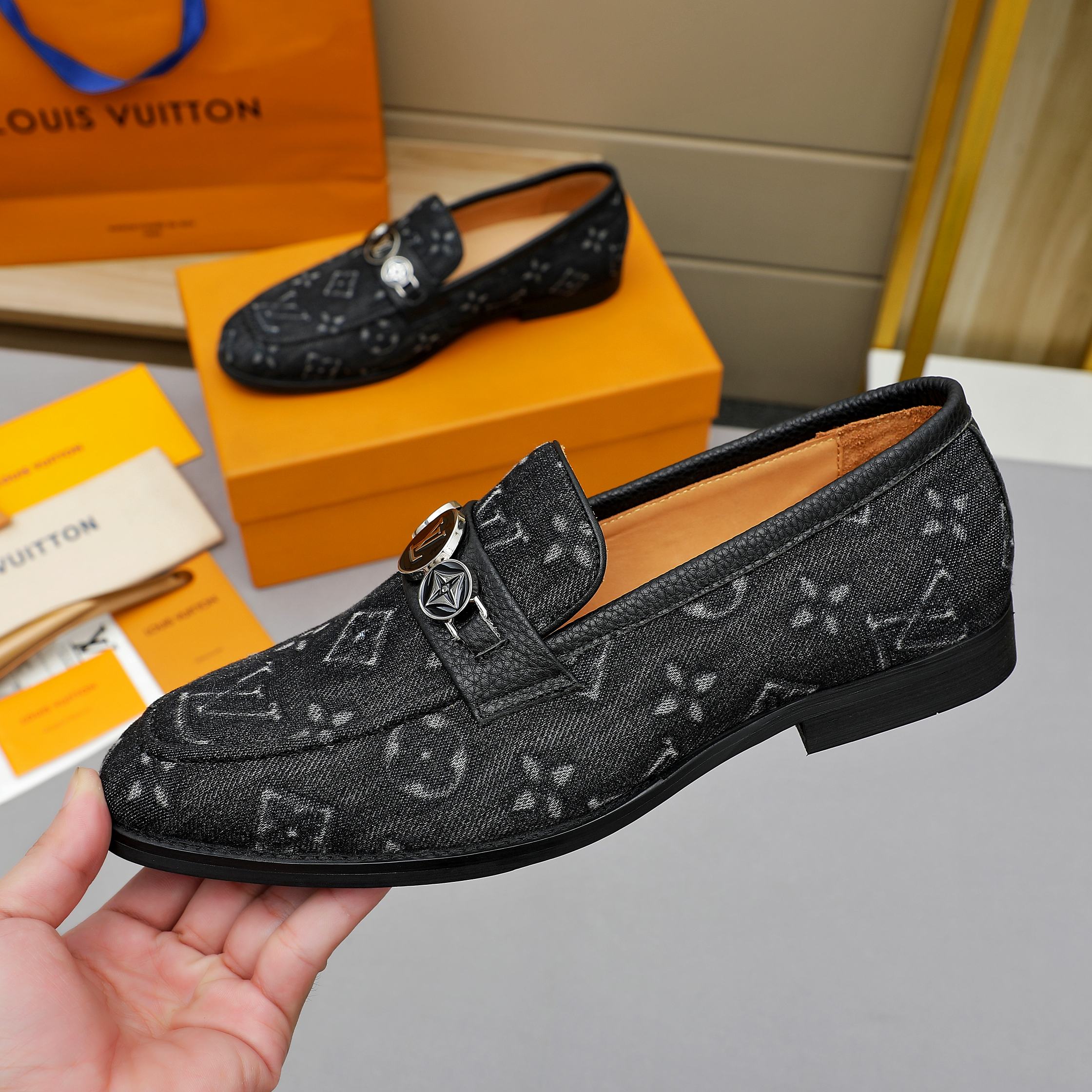 LV