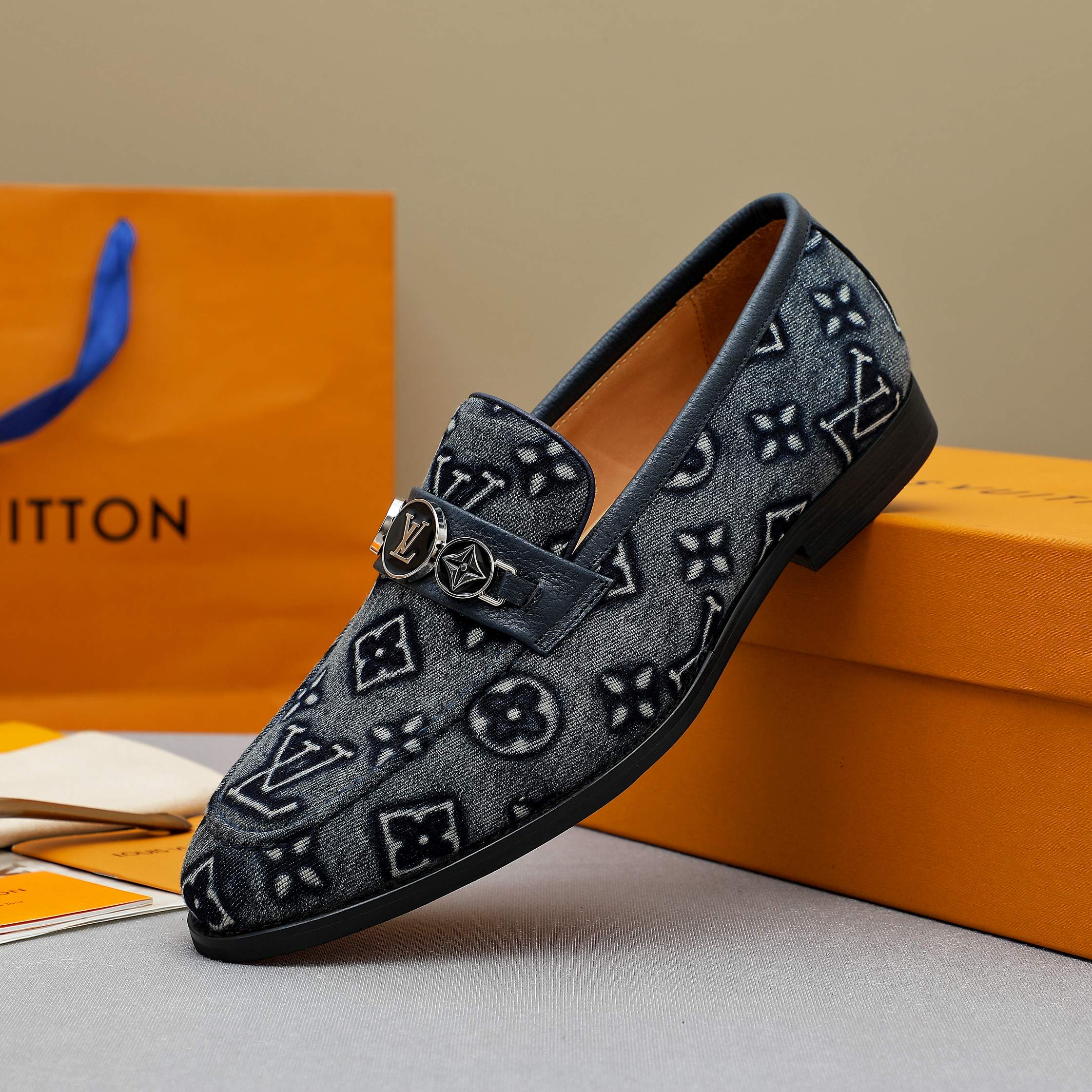 LV