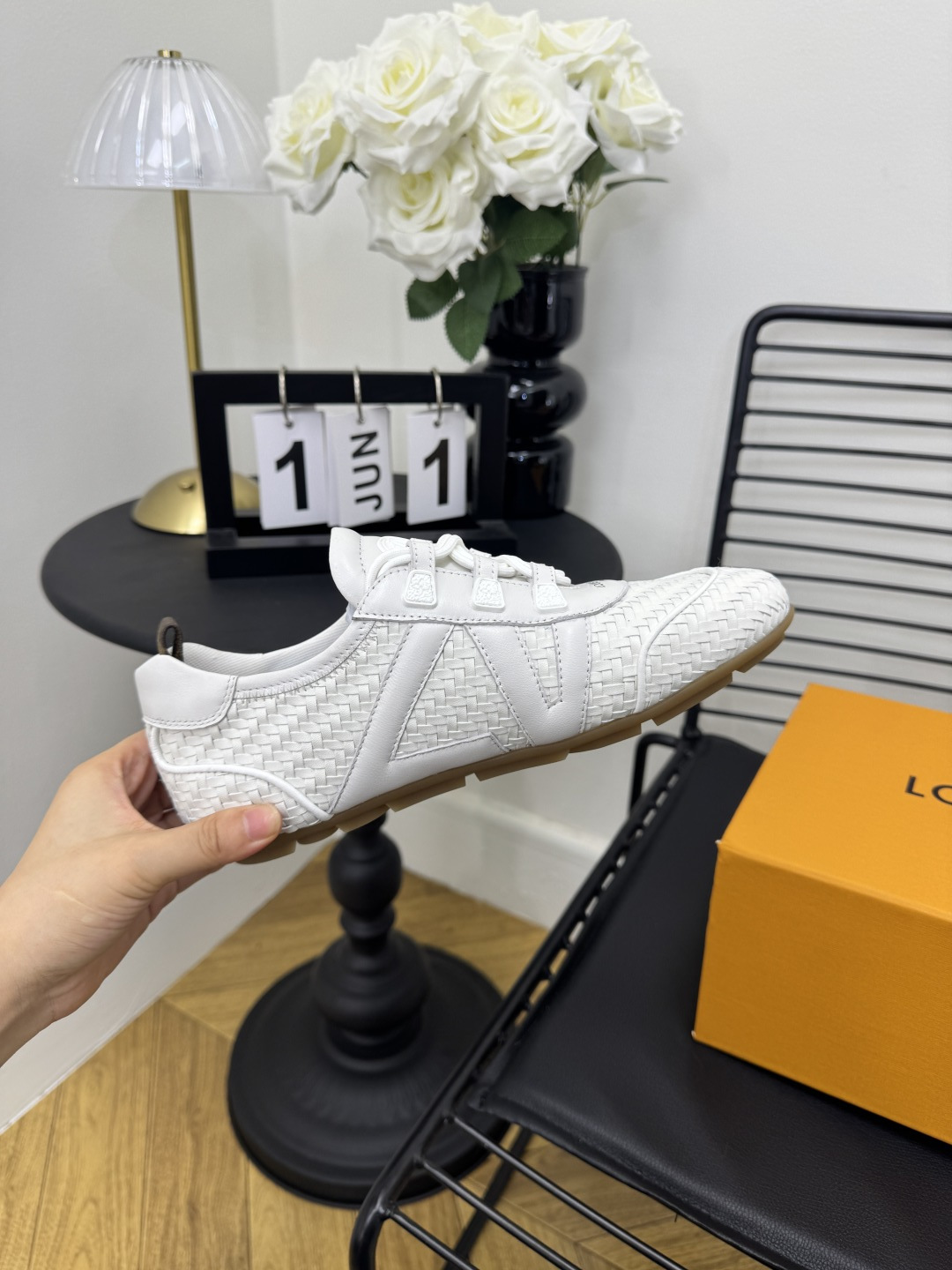 LV