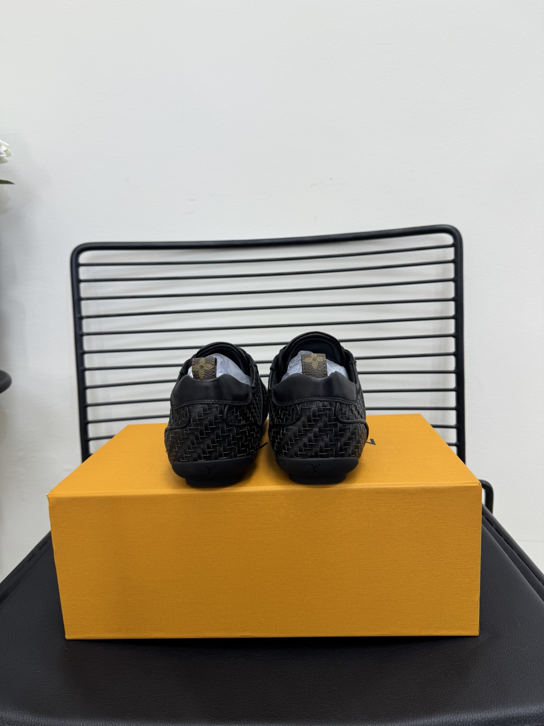 LV