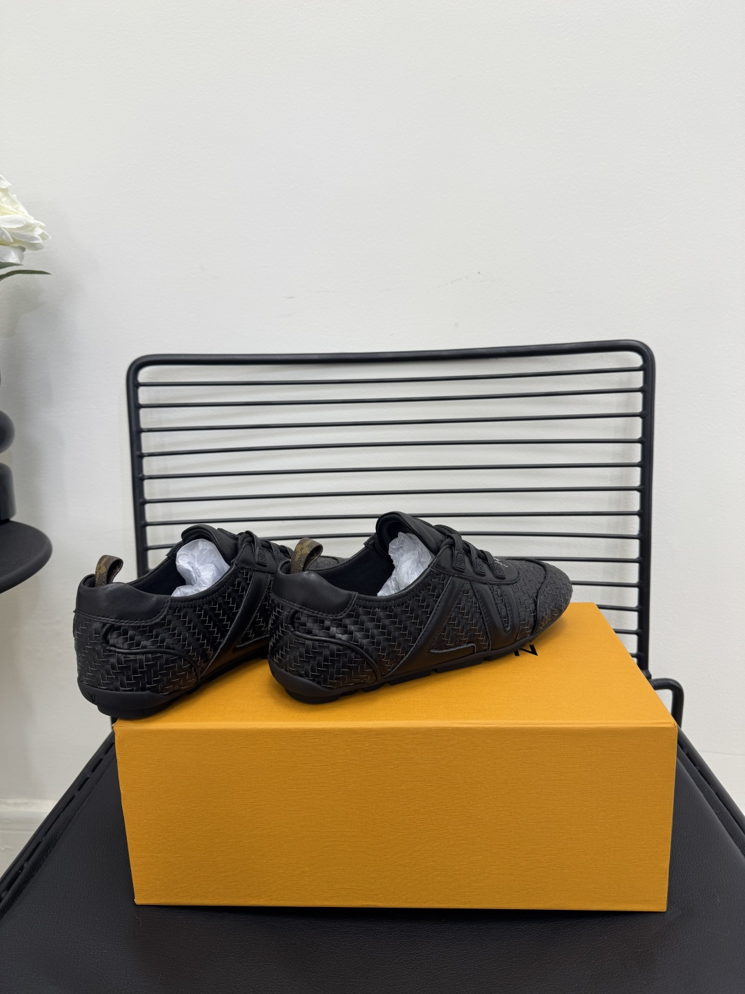 LV