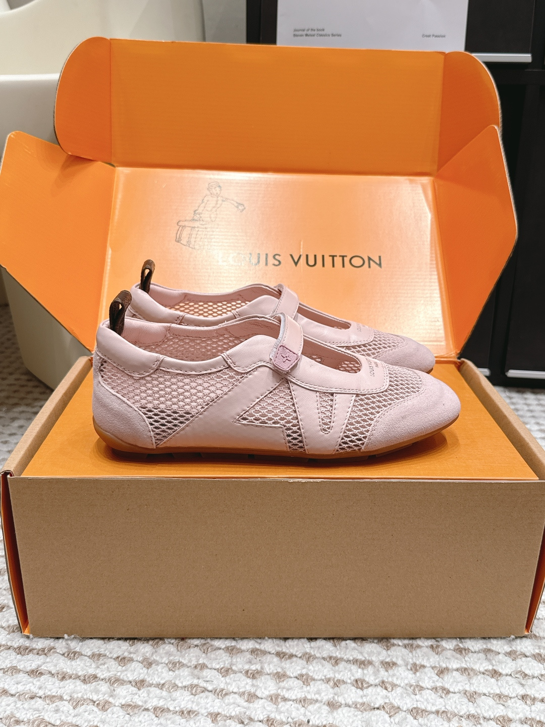 LV