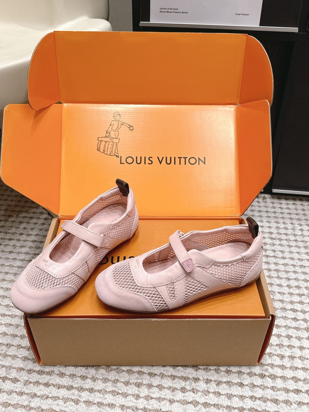 LV
