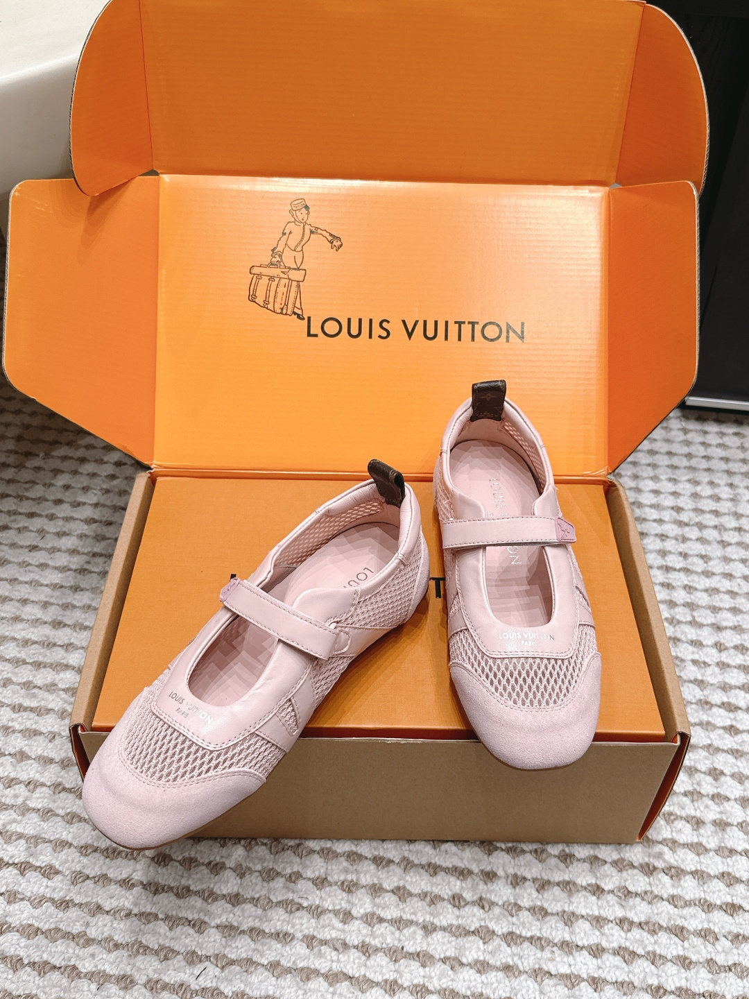 LV