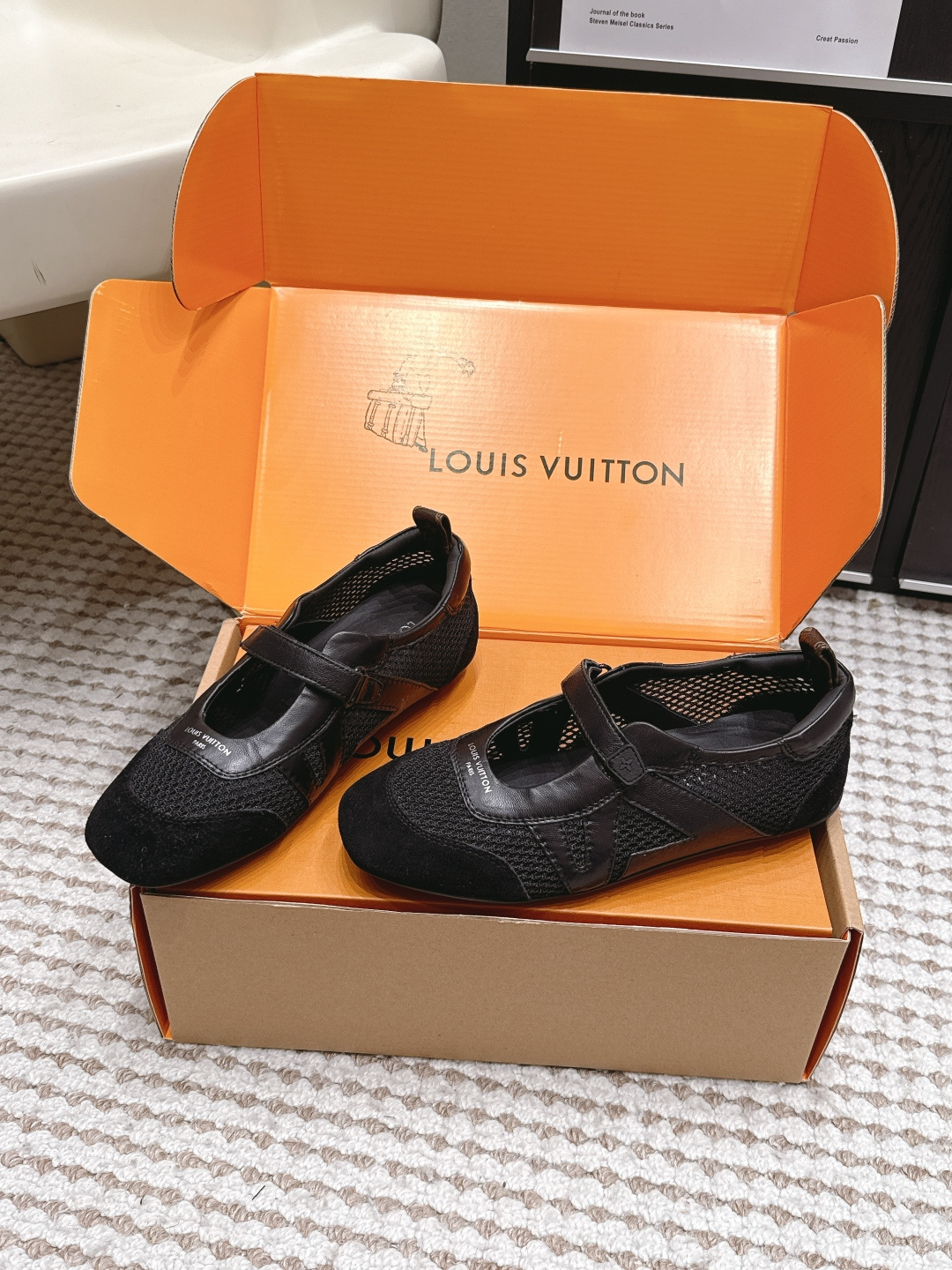 LV