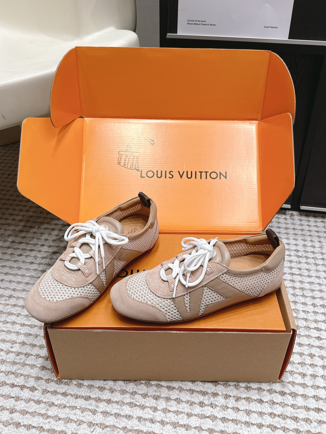 LV