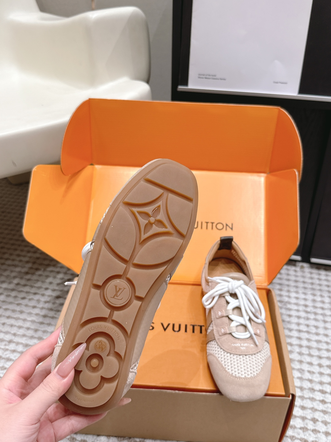 LV