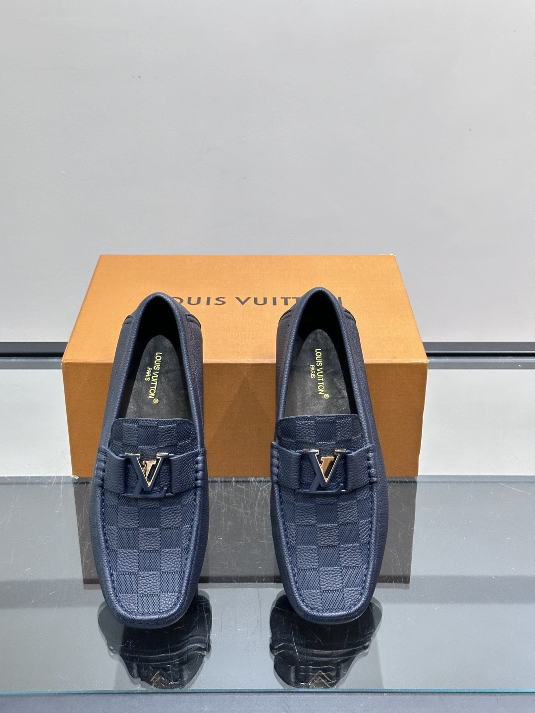 LV