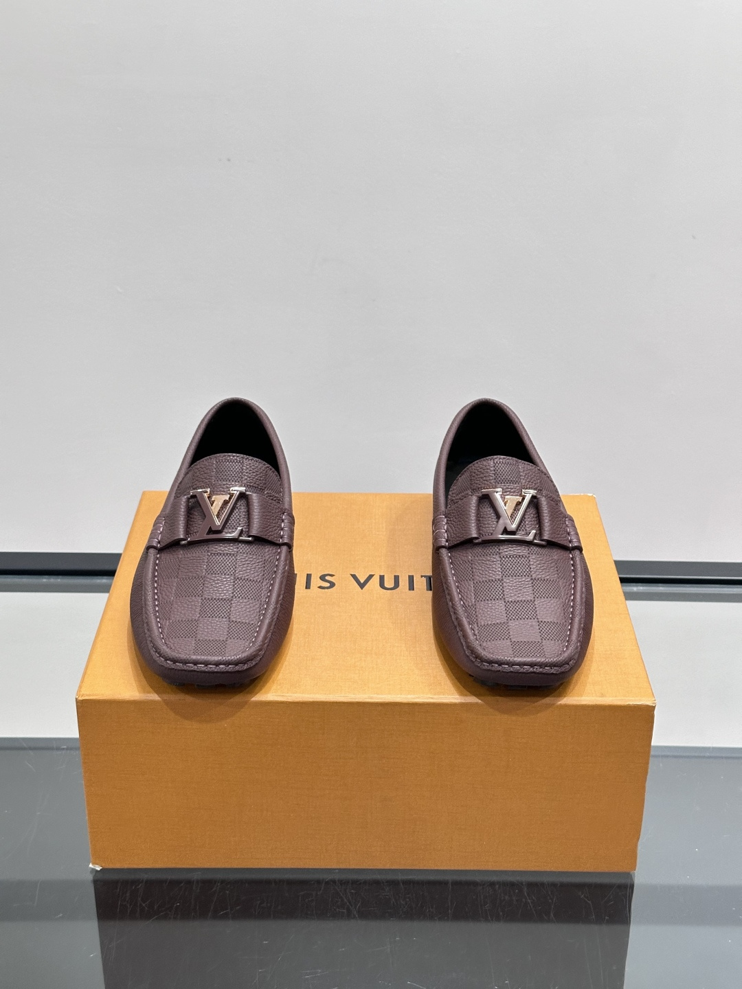 LV