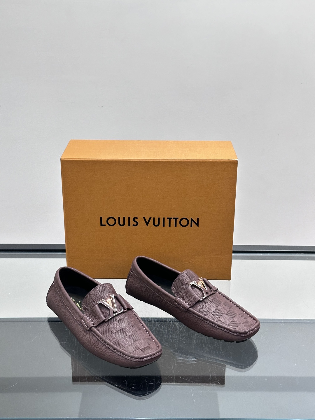 LV
