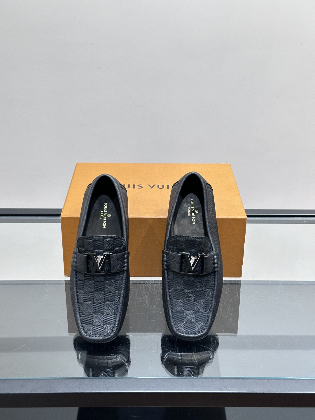 LV