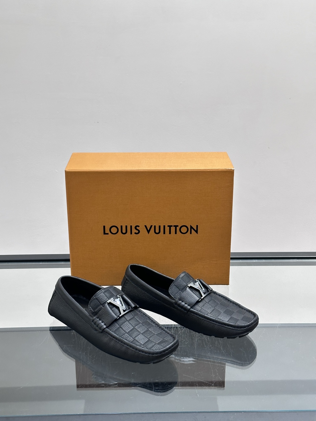 LV