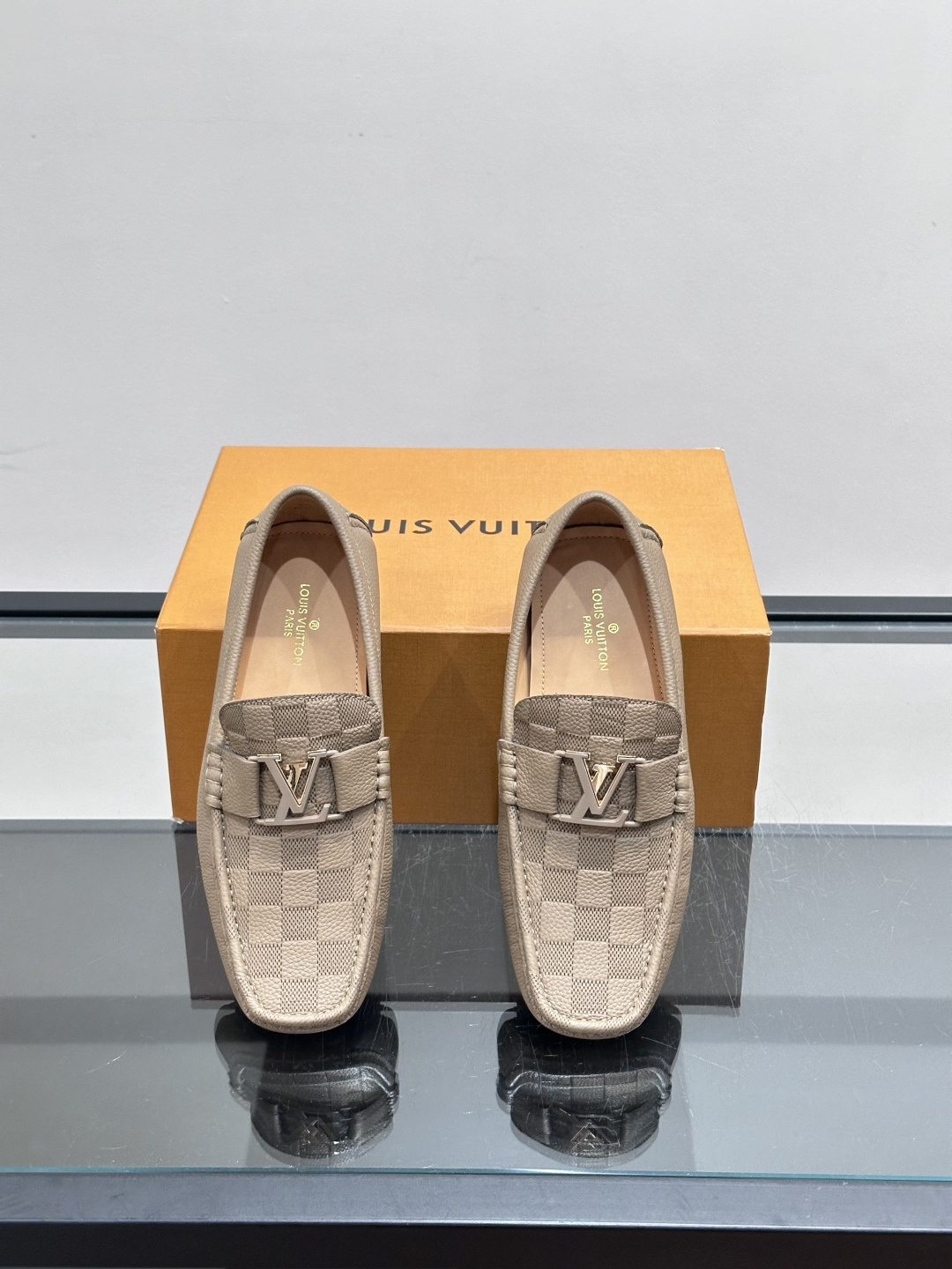 LV