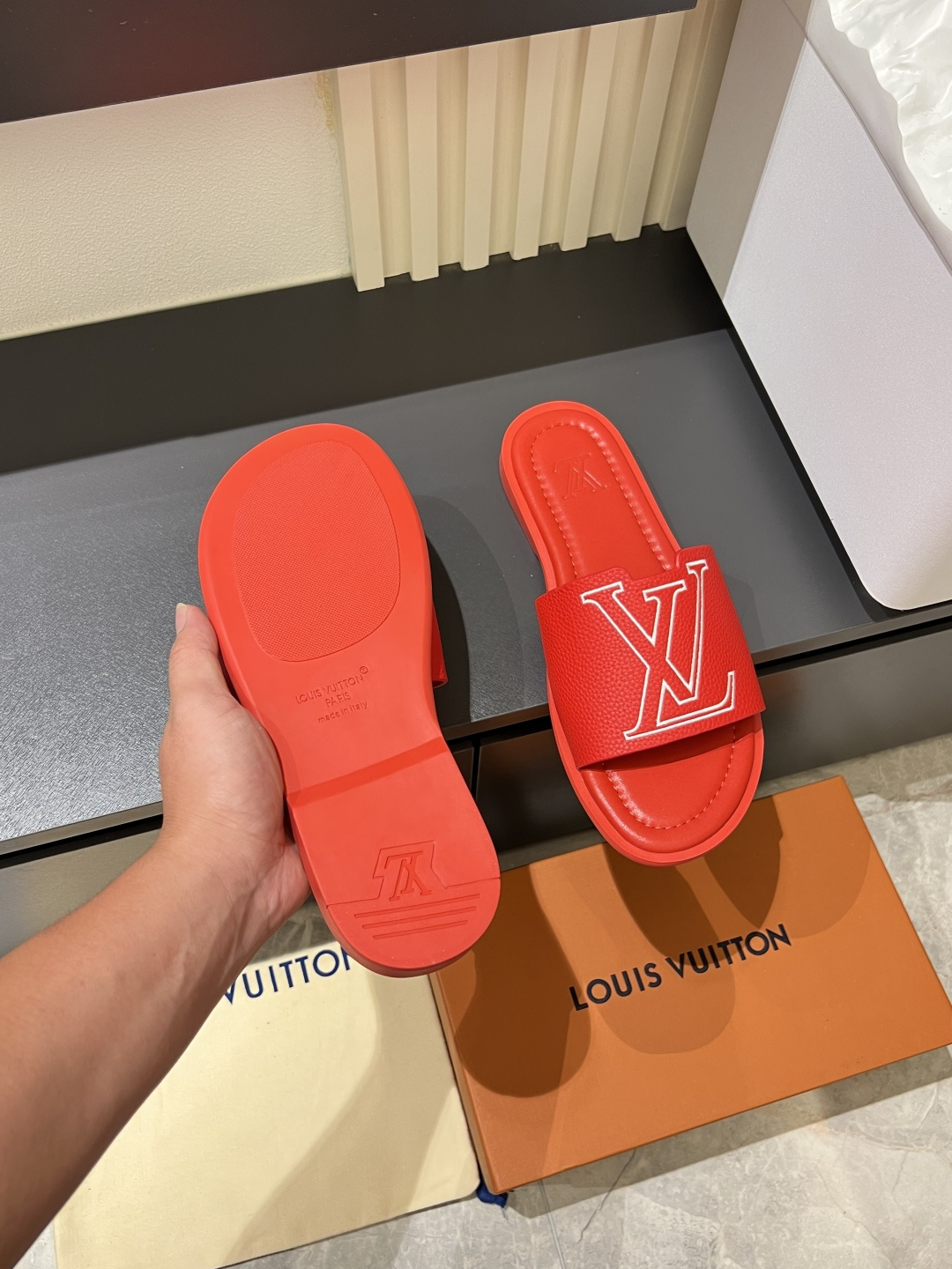 LV