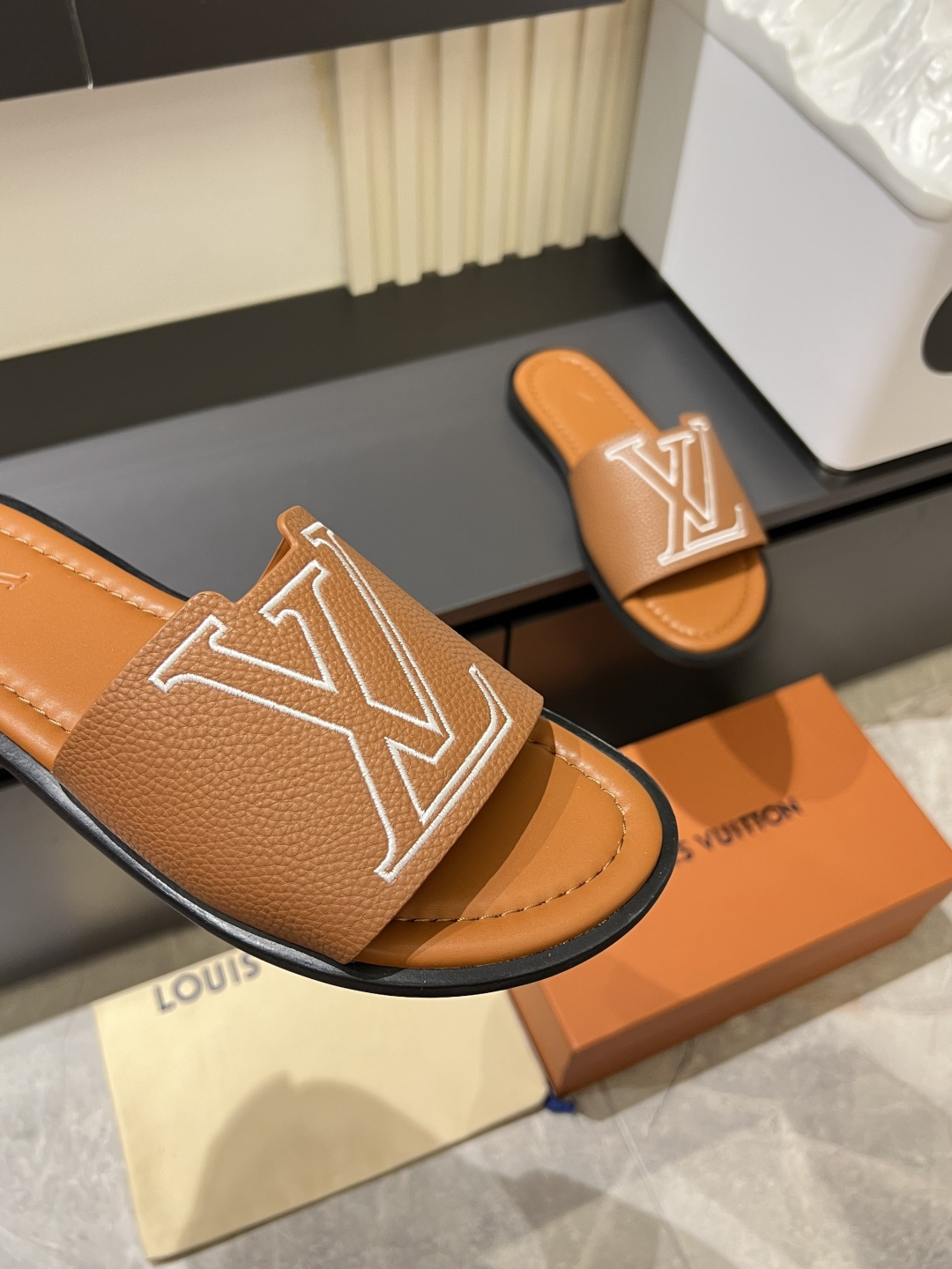LV