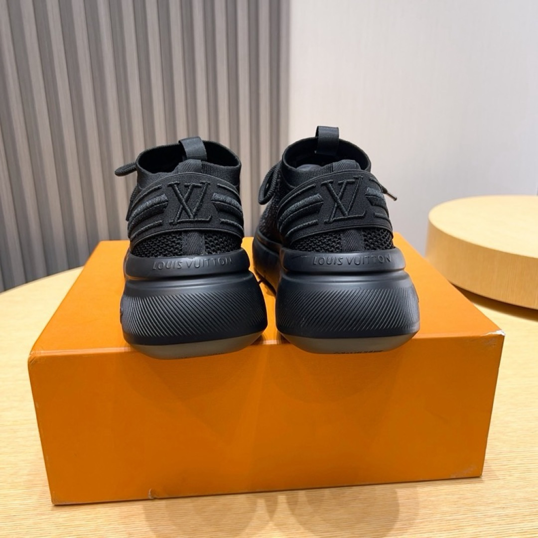 LV