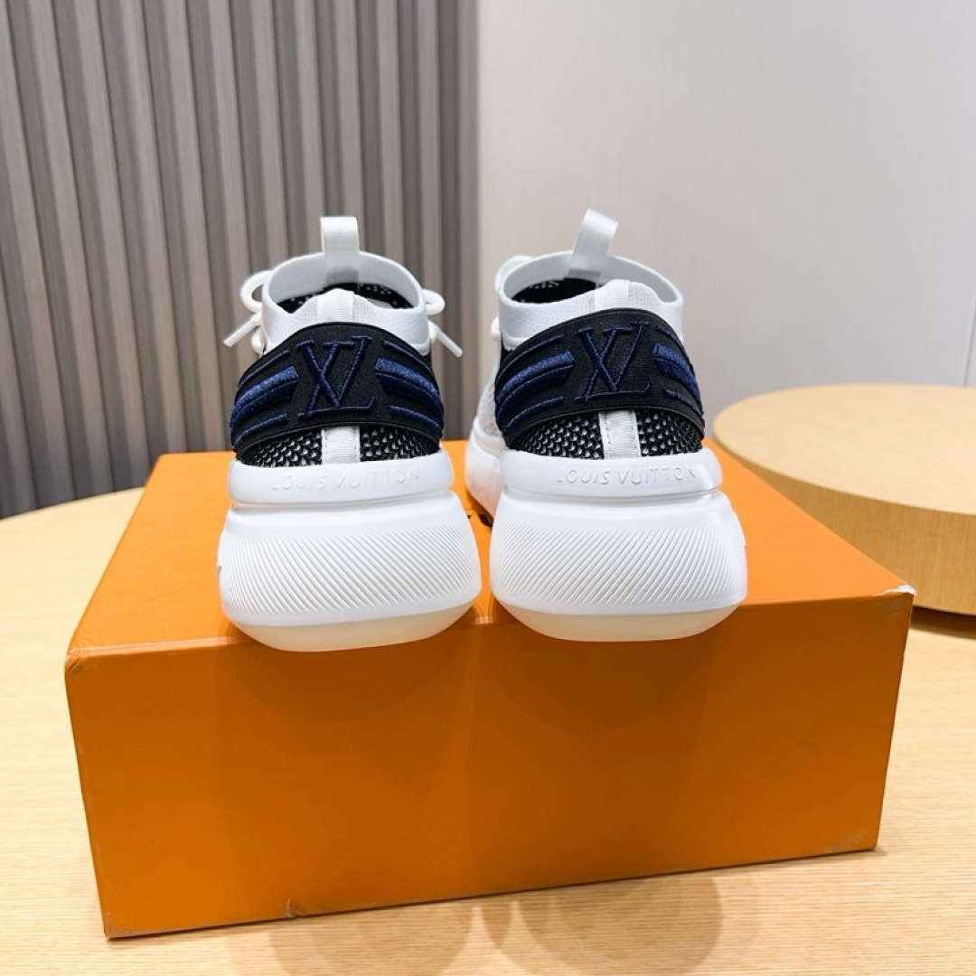 LV