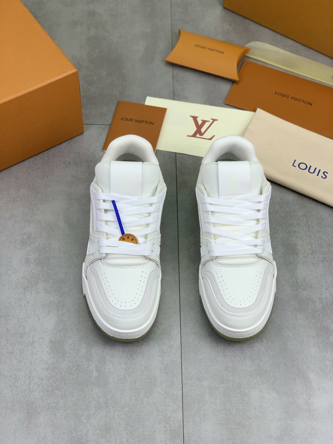 LV