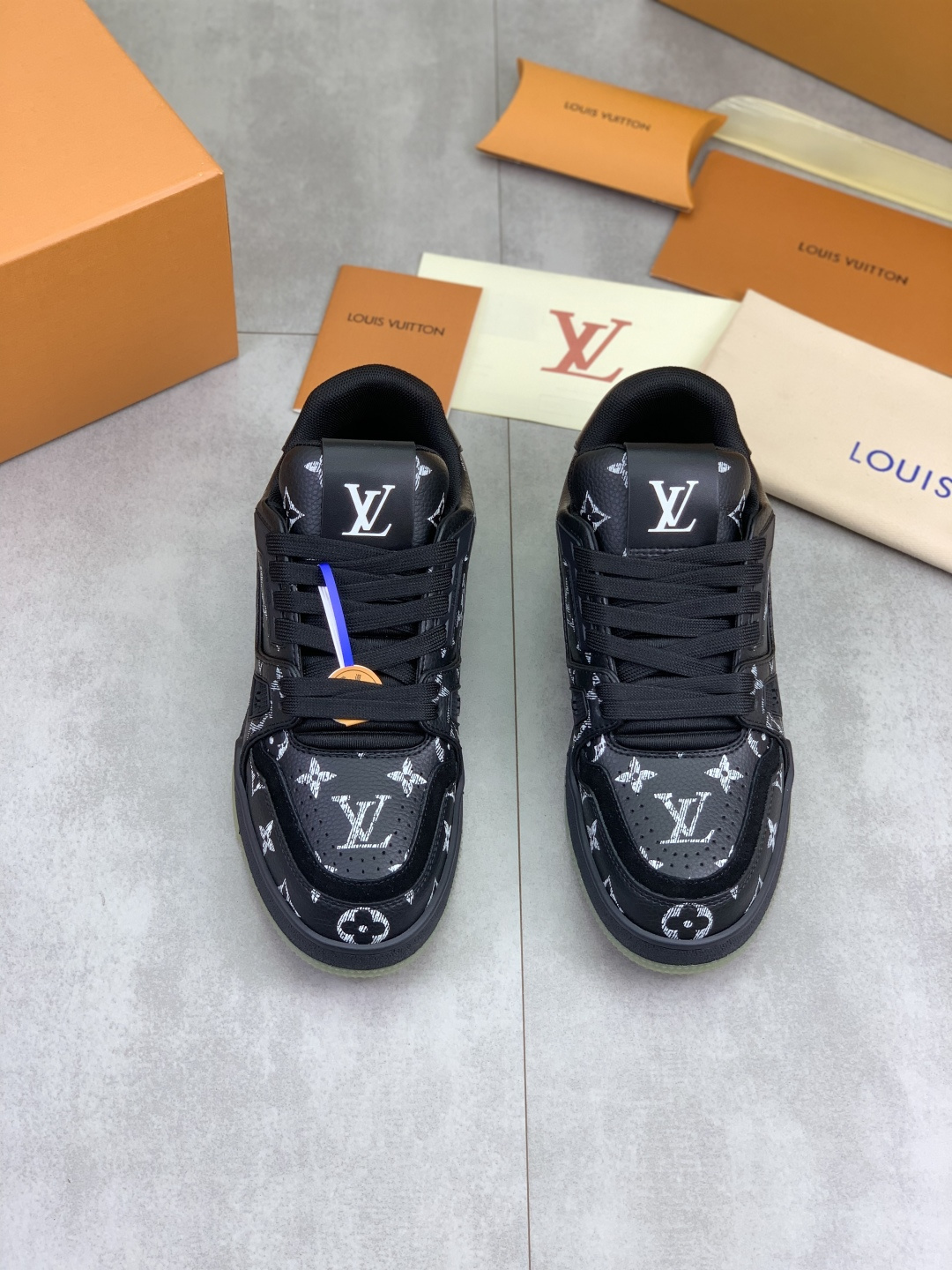 LV