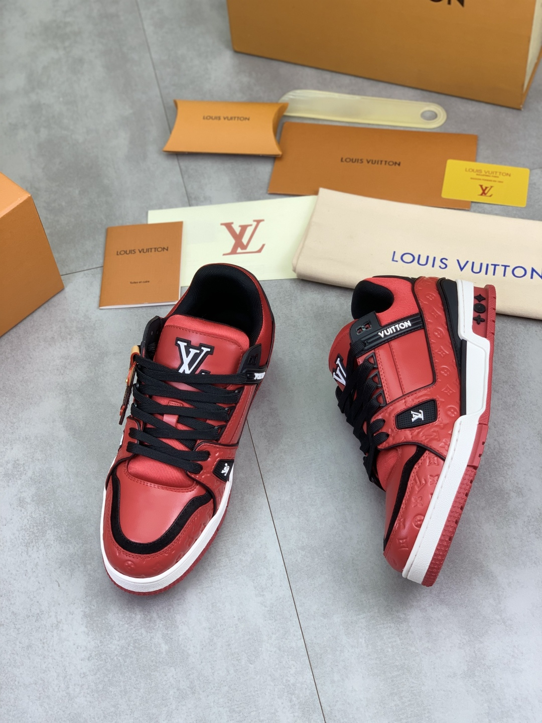 LV