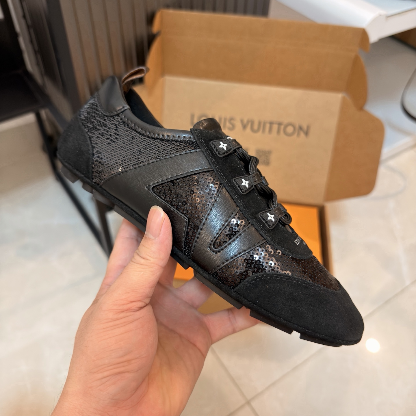 LV