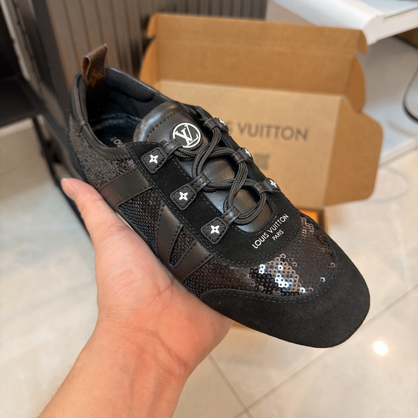 LV