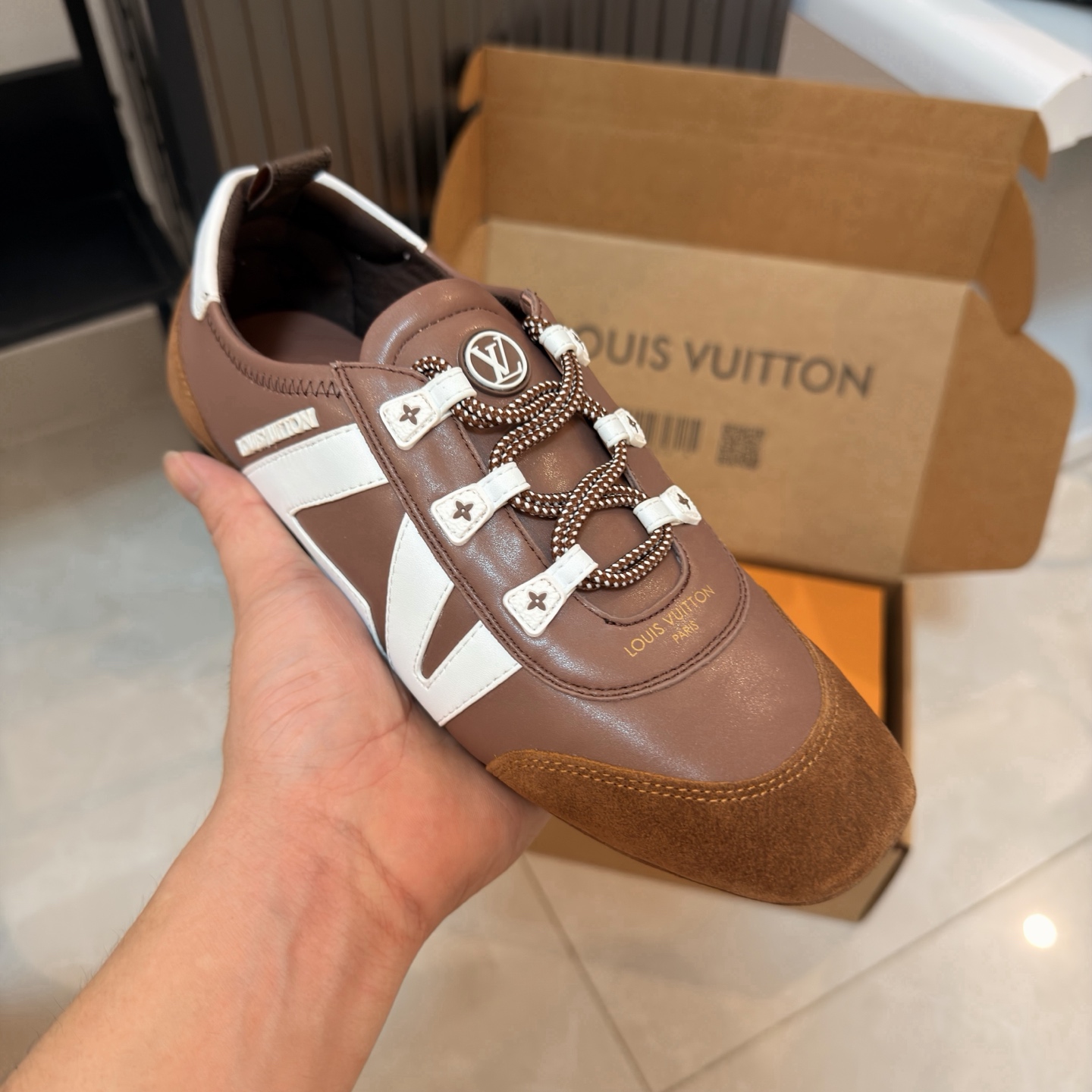 LV