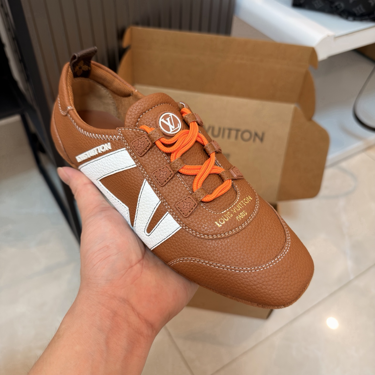 LV
