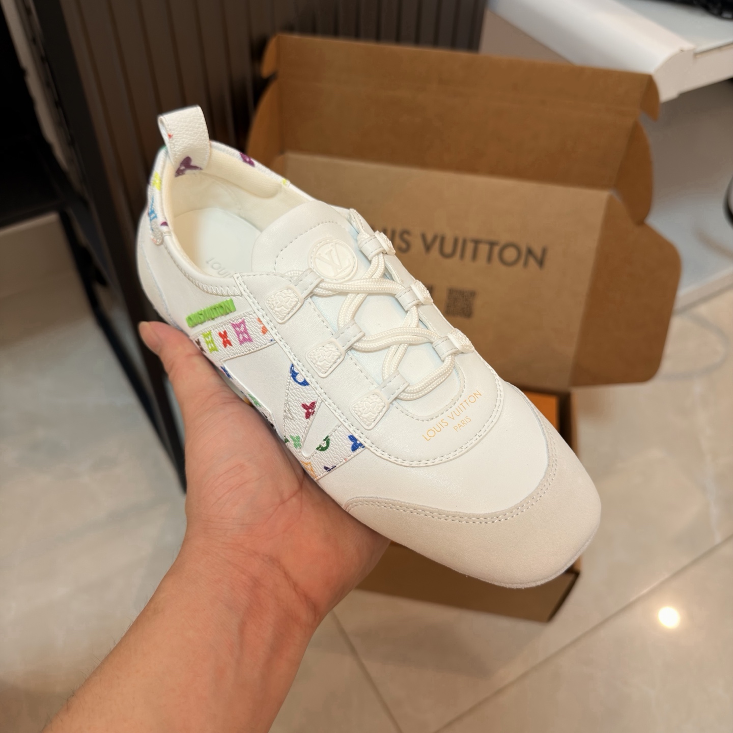 LV