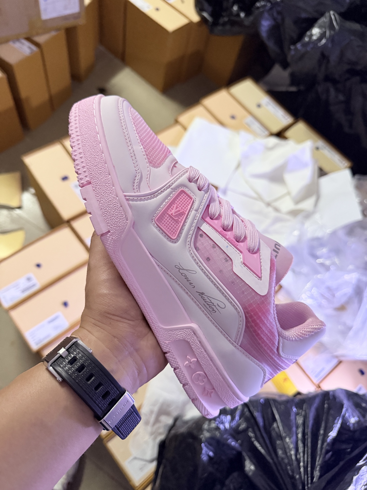 LV